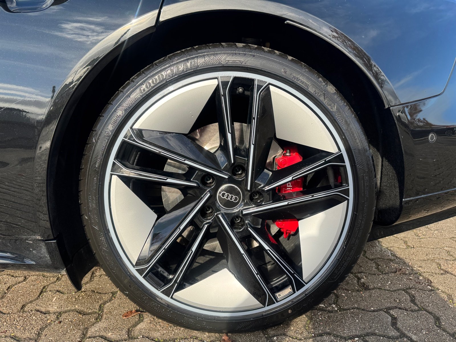 e-tron GT quattro 350 kW BO,matrix,360,HUD,Kam.