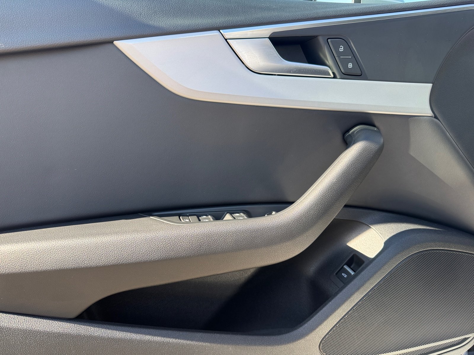 A4 Avant Advanced 50 TDI quattro tiptronic PDC