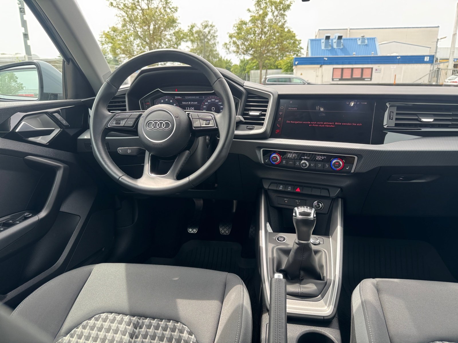 A1 Sportback Advanced 30 TFSI Schaltgetriebe PDC
