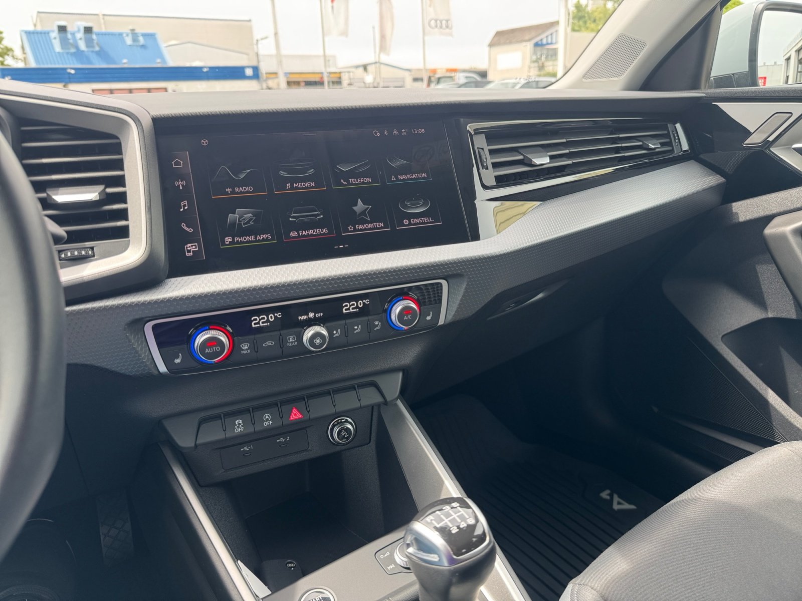 A1 Sportback Advanced 30 TFSI Schaltgetriebe PDC