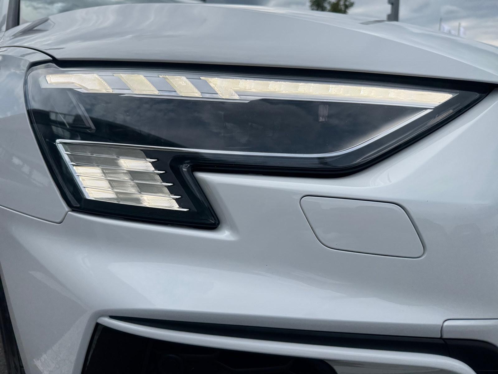 S3 Sportback quattro S3 Sportback TFSI 228(310)  S tronic
