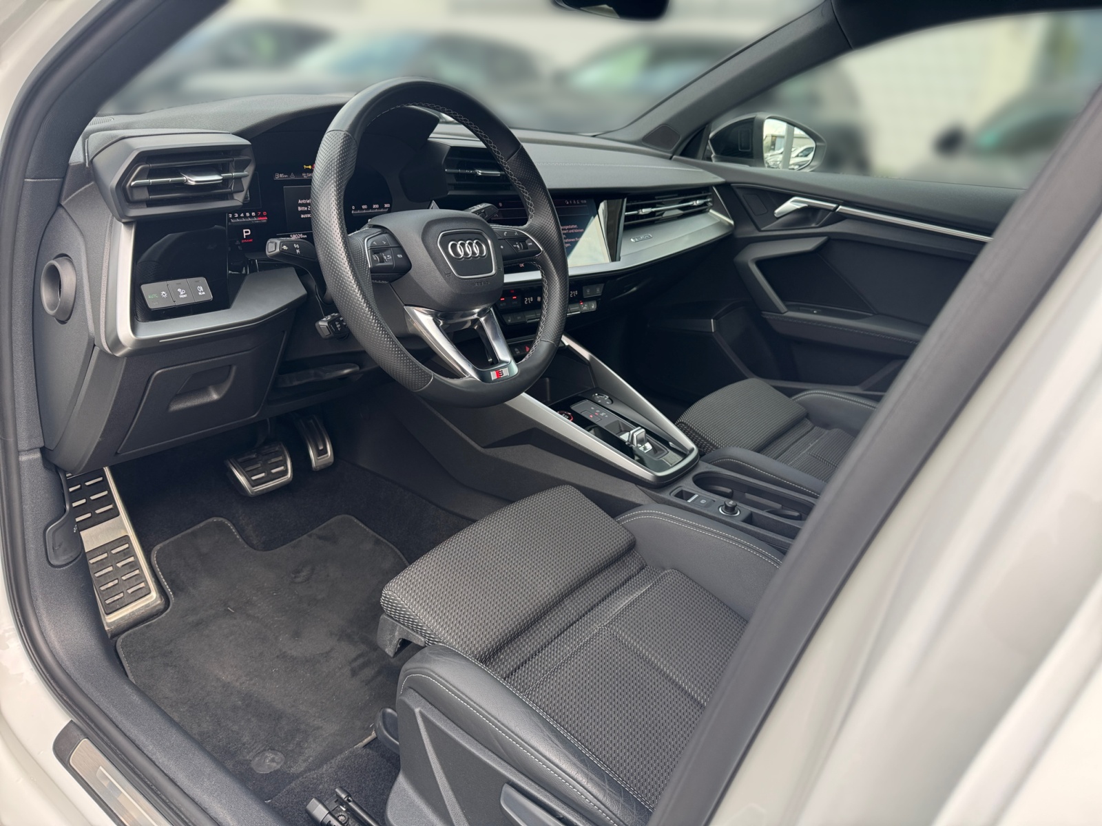S3 Sportback quattro S3 Sportback TFSI 228(310)  S tronic