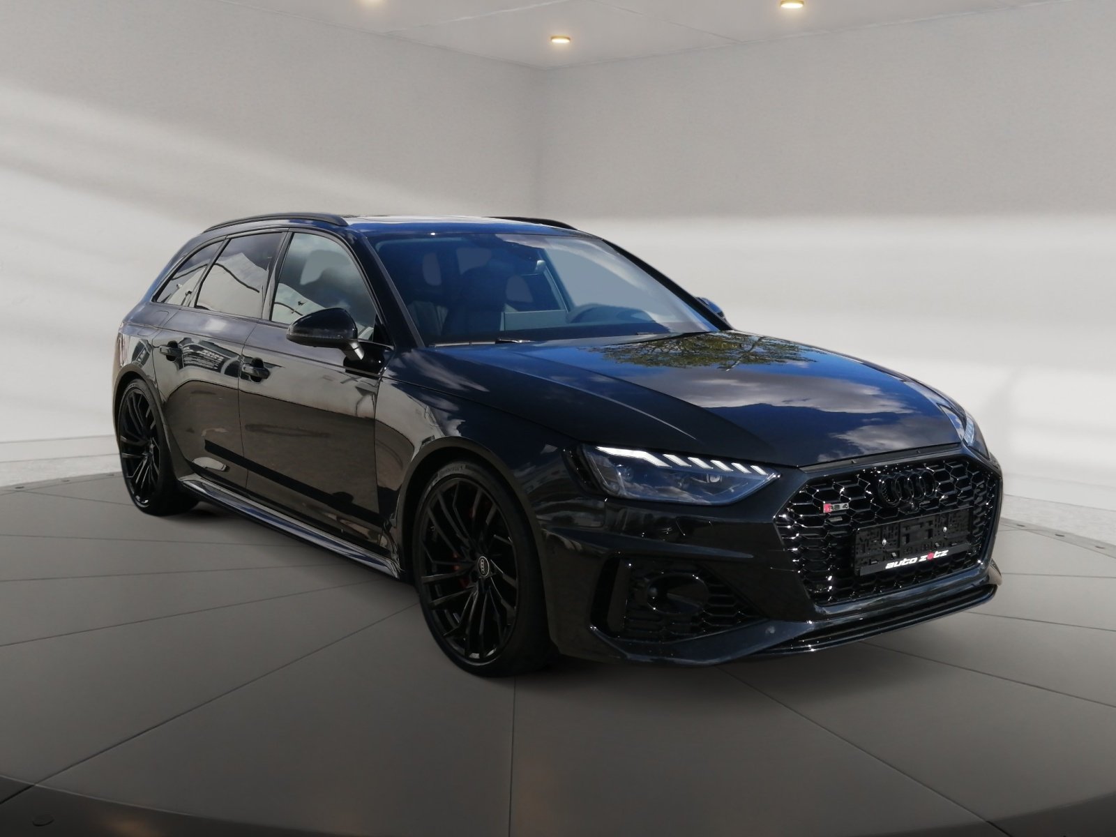 RS 4 Avant RS Essentials,HUD,Kam.,Massage,PANO