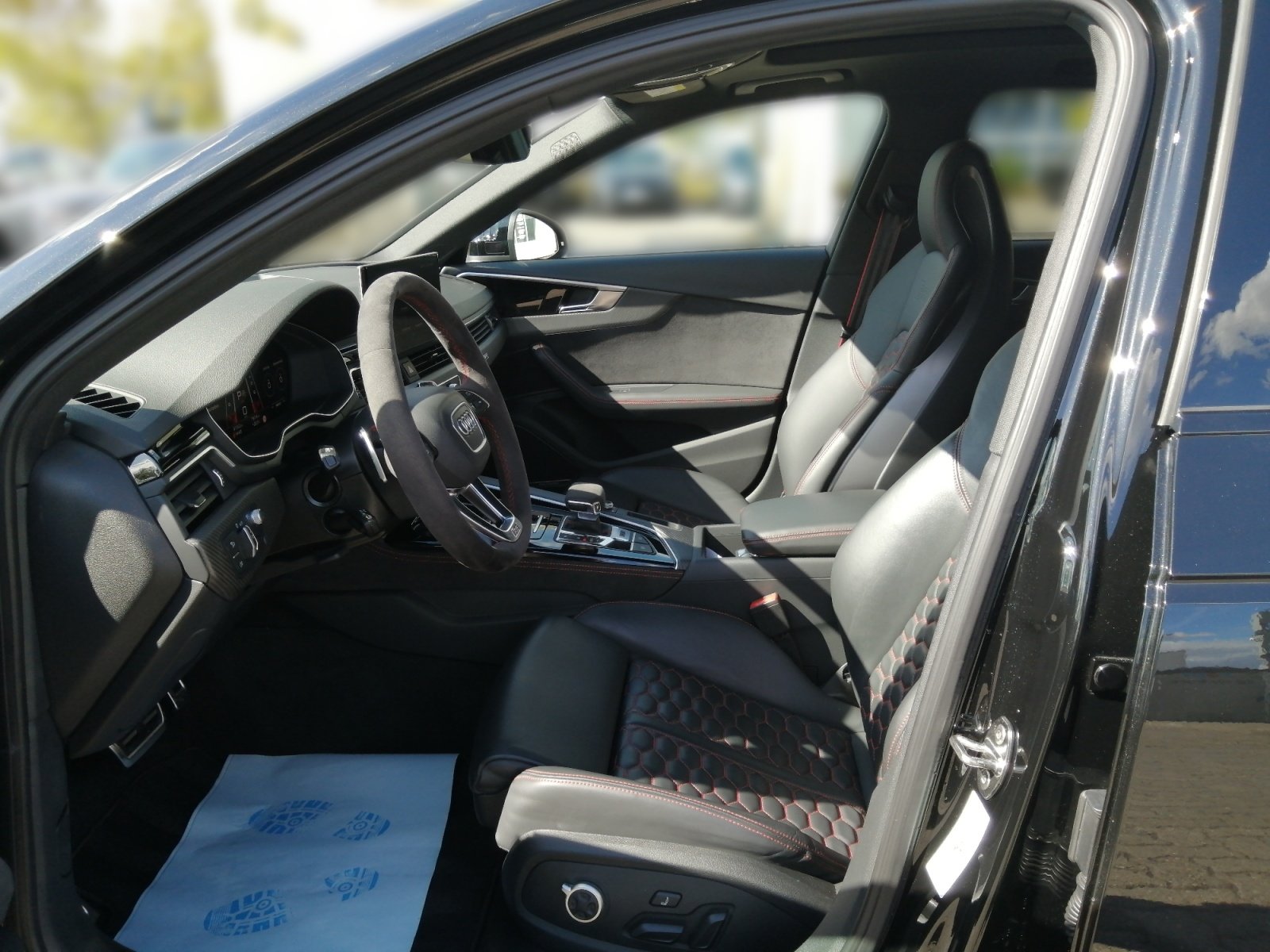 RS 4 Avant RS Essentials,HUD,Kam.,Massage,PANO