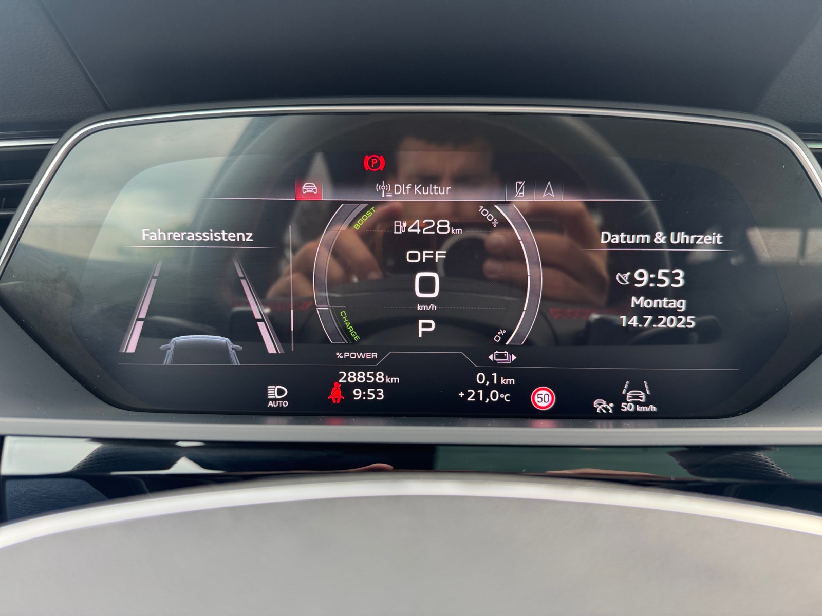 Q8 e-tron Sportback  S line 55  quattro 300 kW