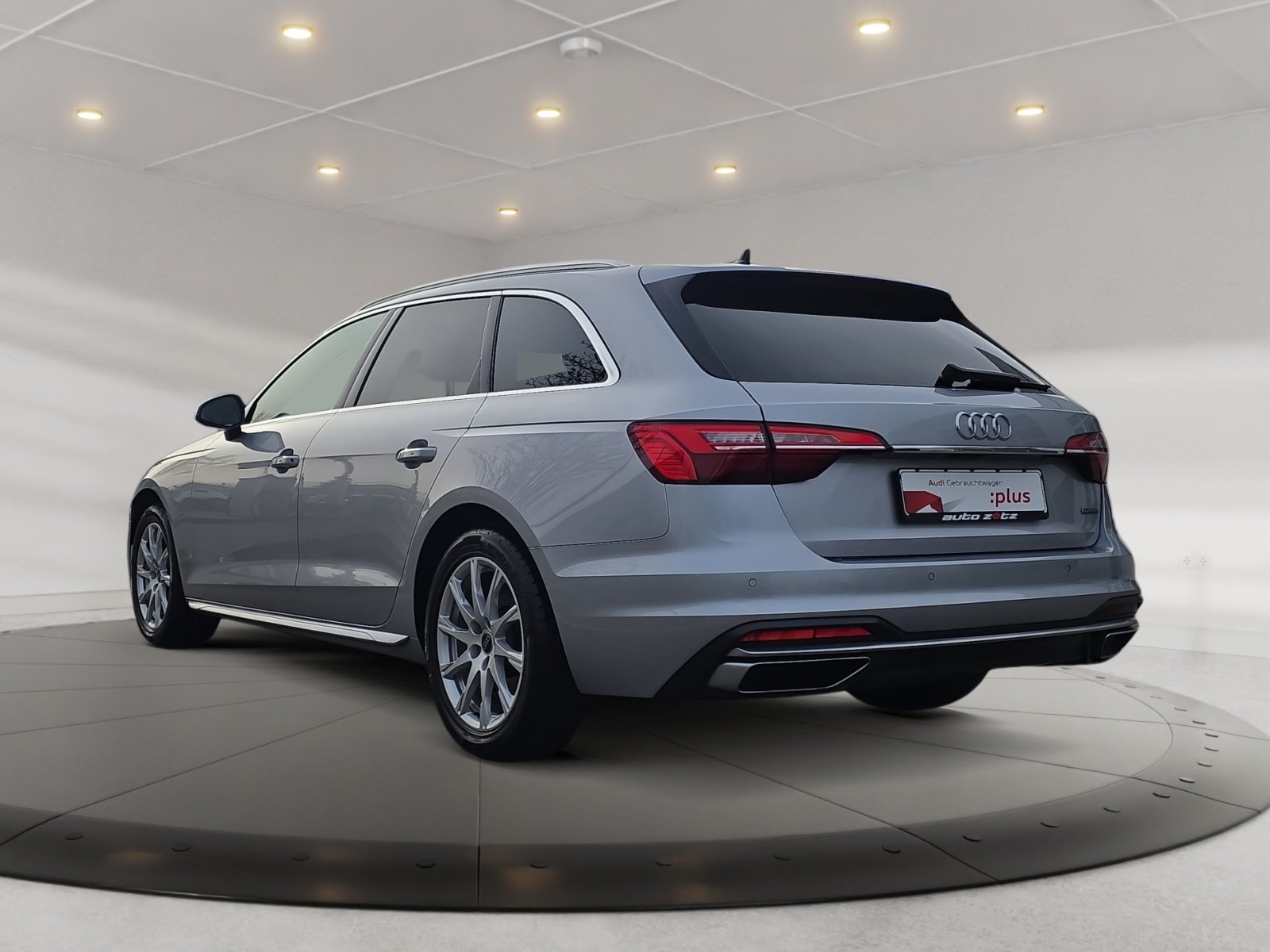 A4 Avant advanced 40 TDI quattro S tronic PDC,LM