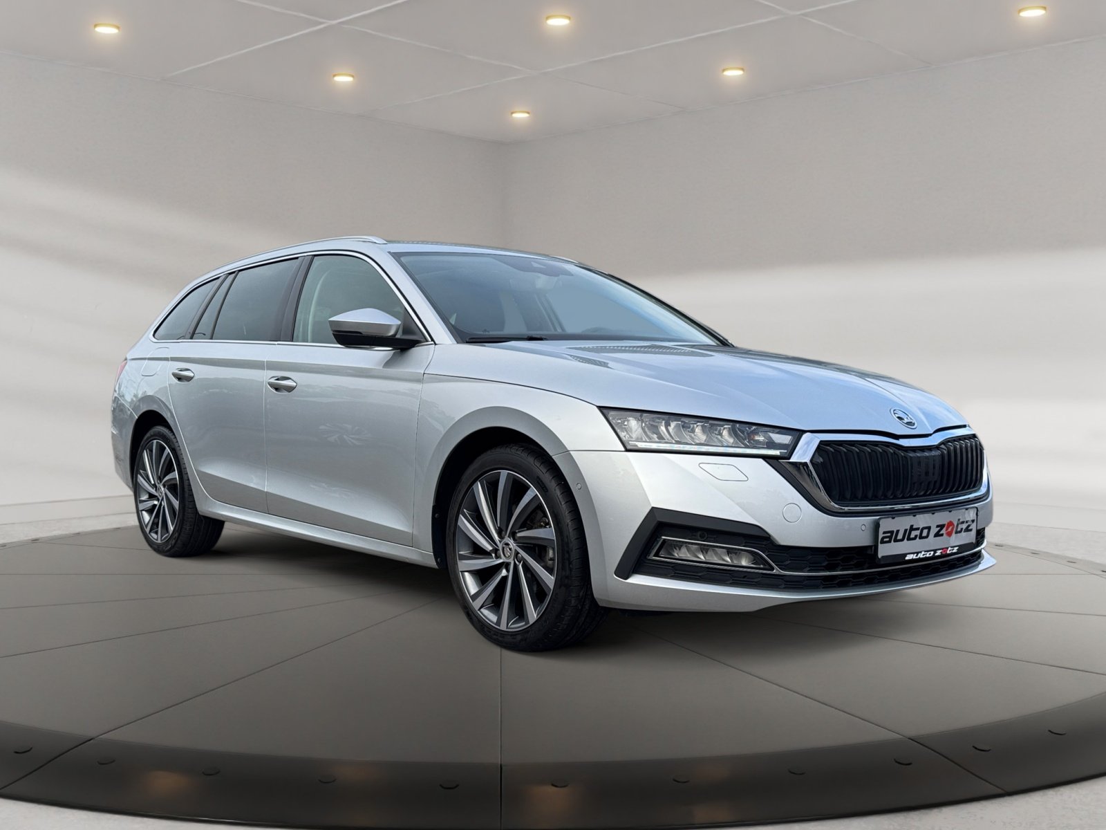 Octavia Combi 2.0TDI First Edition PDC,ACC,LED
