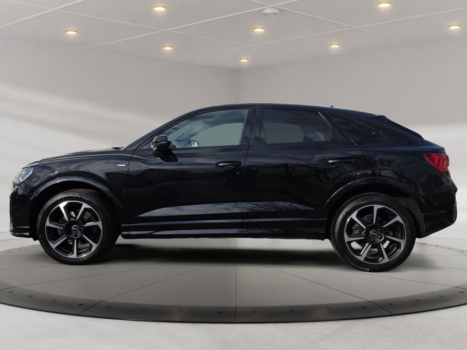 Q3 Sportback 40TFSI quattro S tronic S Line,360