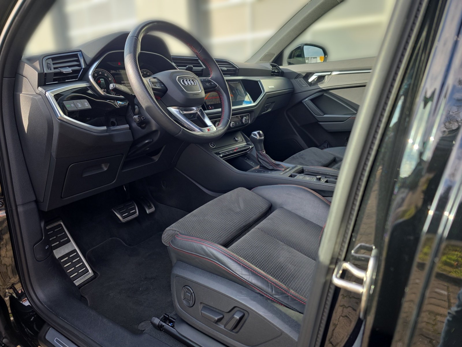 Q3 Sportback 40TFSI quattro S tronic S Line,360