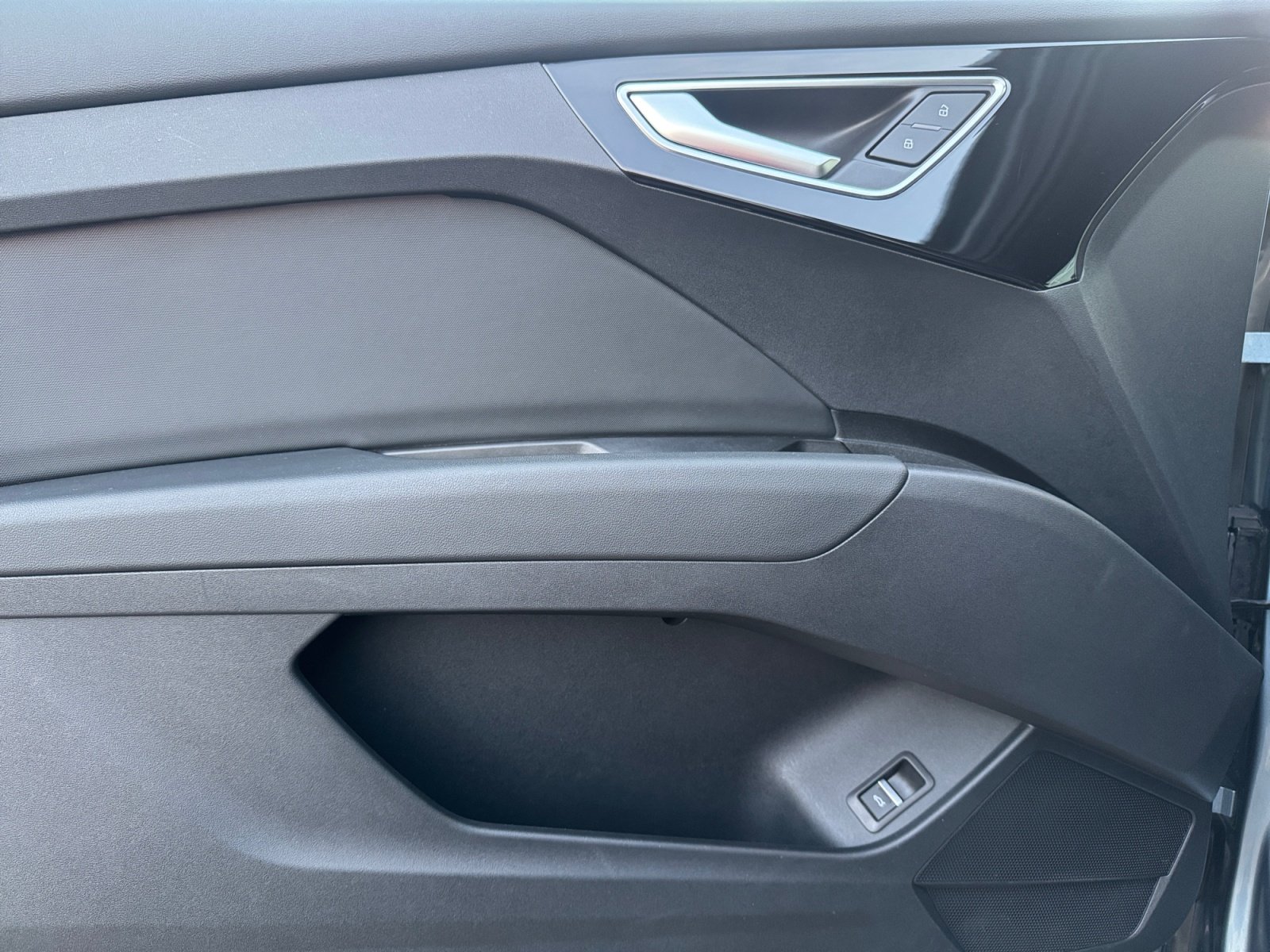 Q4 e-tron 35 125 kW S Line,Kam.,Standhz,Virtual