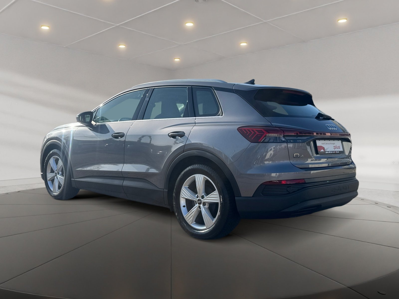 Q4 e-tron 150 kW HUD,PANO,PDC,Standhz,Virtual,LM