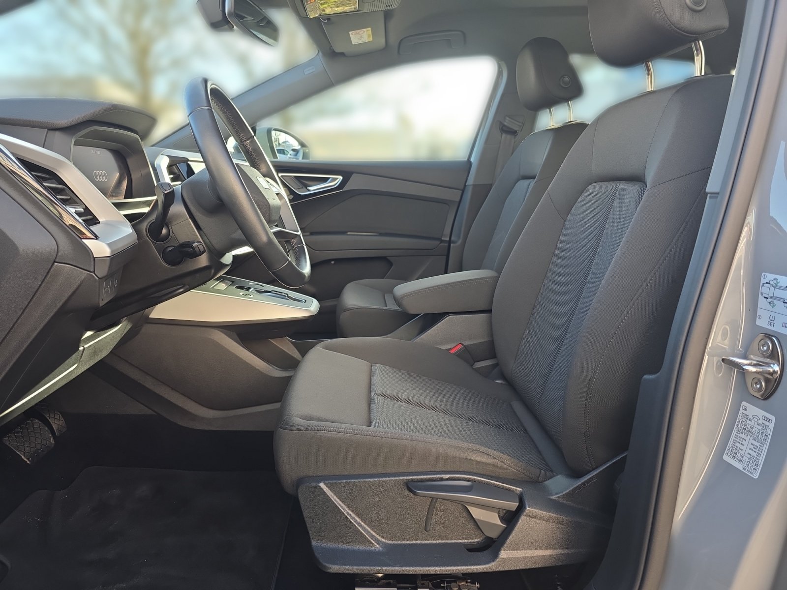 Q4 e-tron 150kW HUD,Kam.,Standhz,Virtual,ACC,AHK