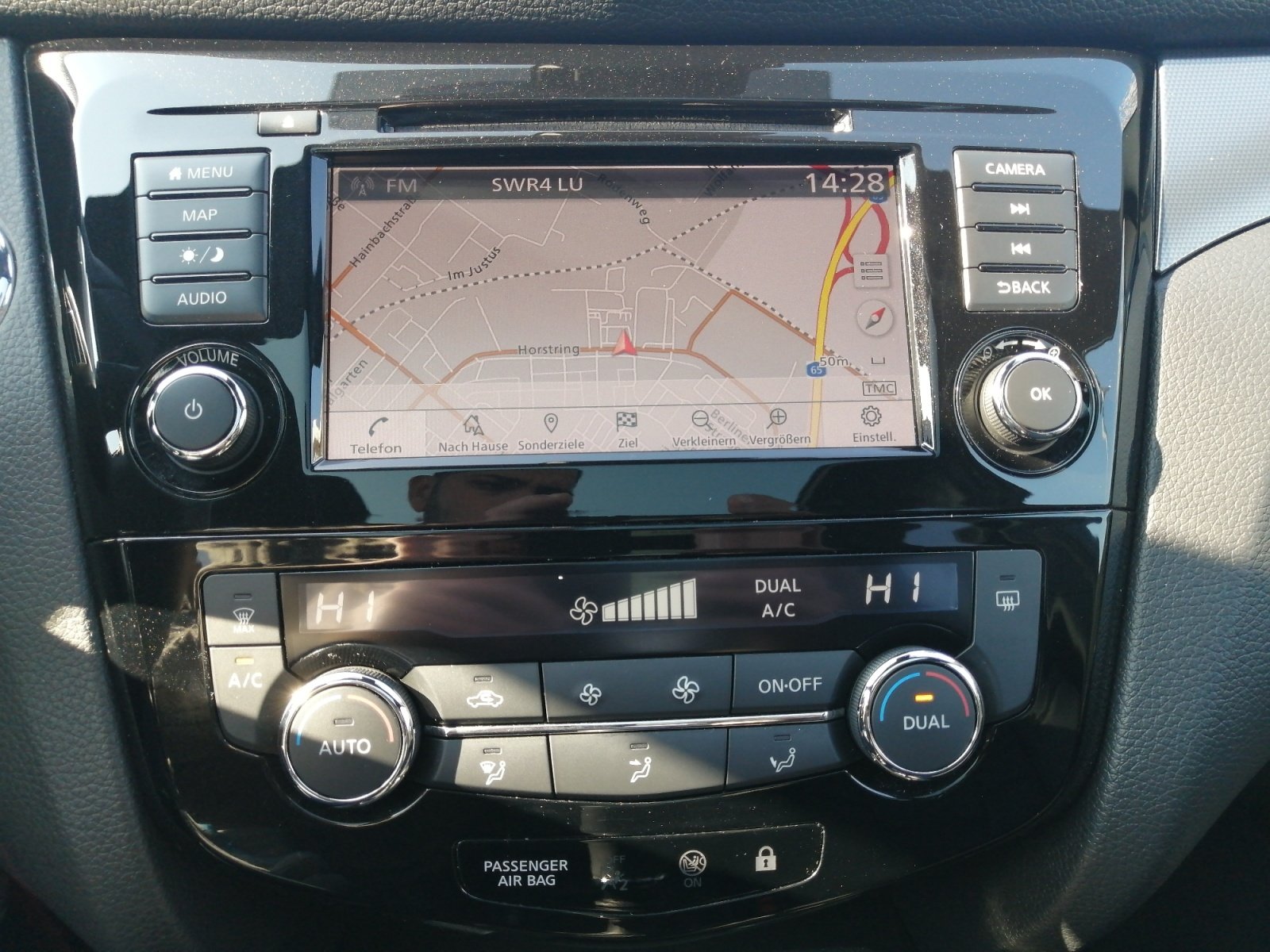 Qashqai TEKNA 1.7dCi Kam.,PANO,PDC,Leder,Navi