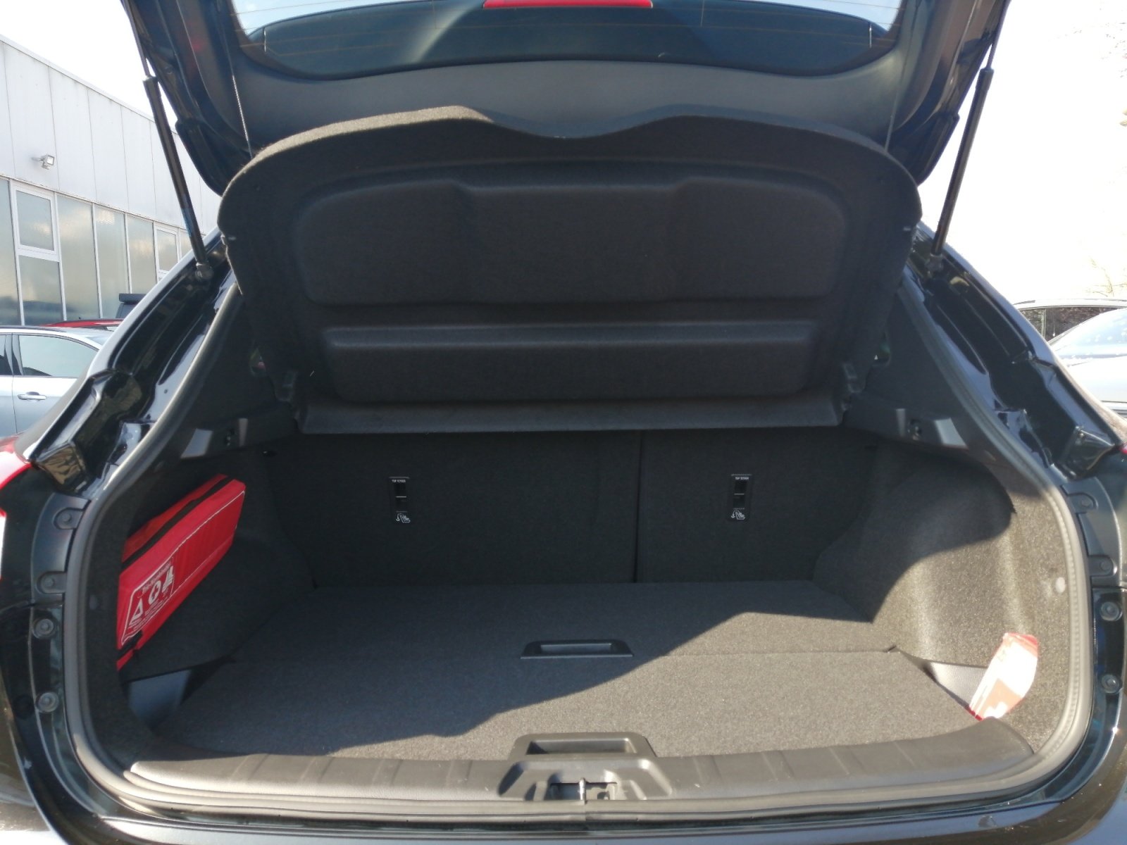 Qashqai TEKNA 1.7dCi Kam.,PANO,PDC,Leder,Navi