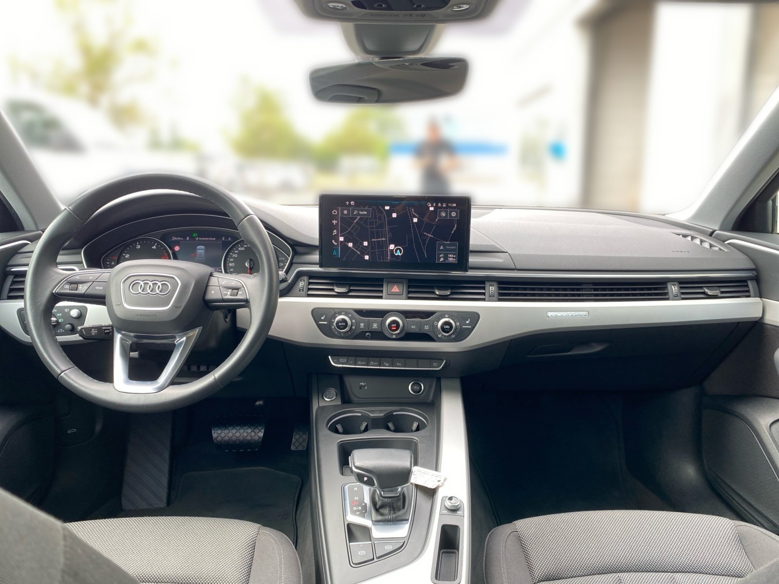 A4 Avant Advanced 40 TDI quattro S tronic 360,LM