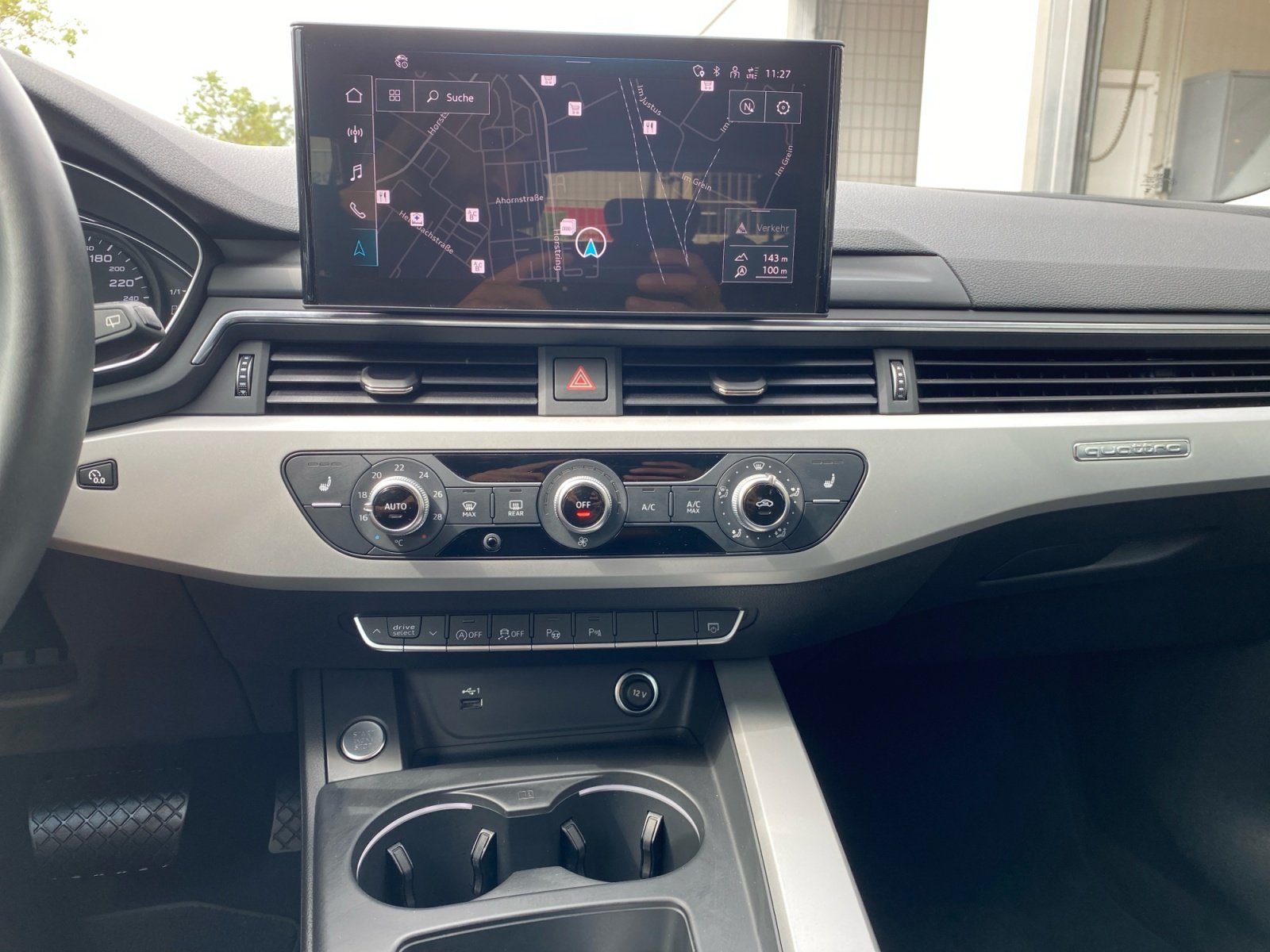 A4 Avant Advanced 40 TDI quattro S tronic 360,LM