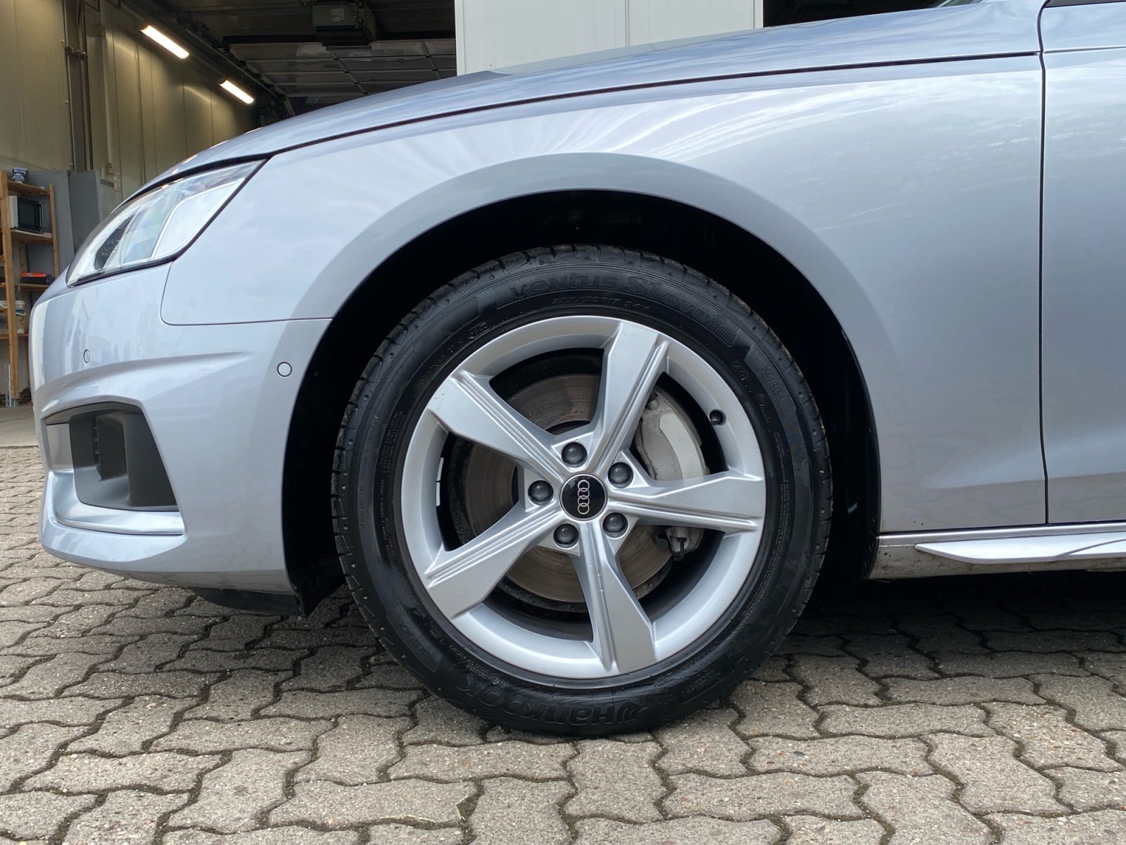 A4 Avant Advanced 40 TDI quattro S tronic 360,LM