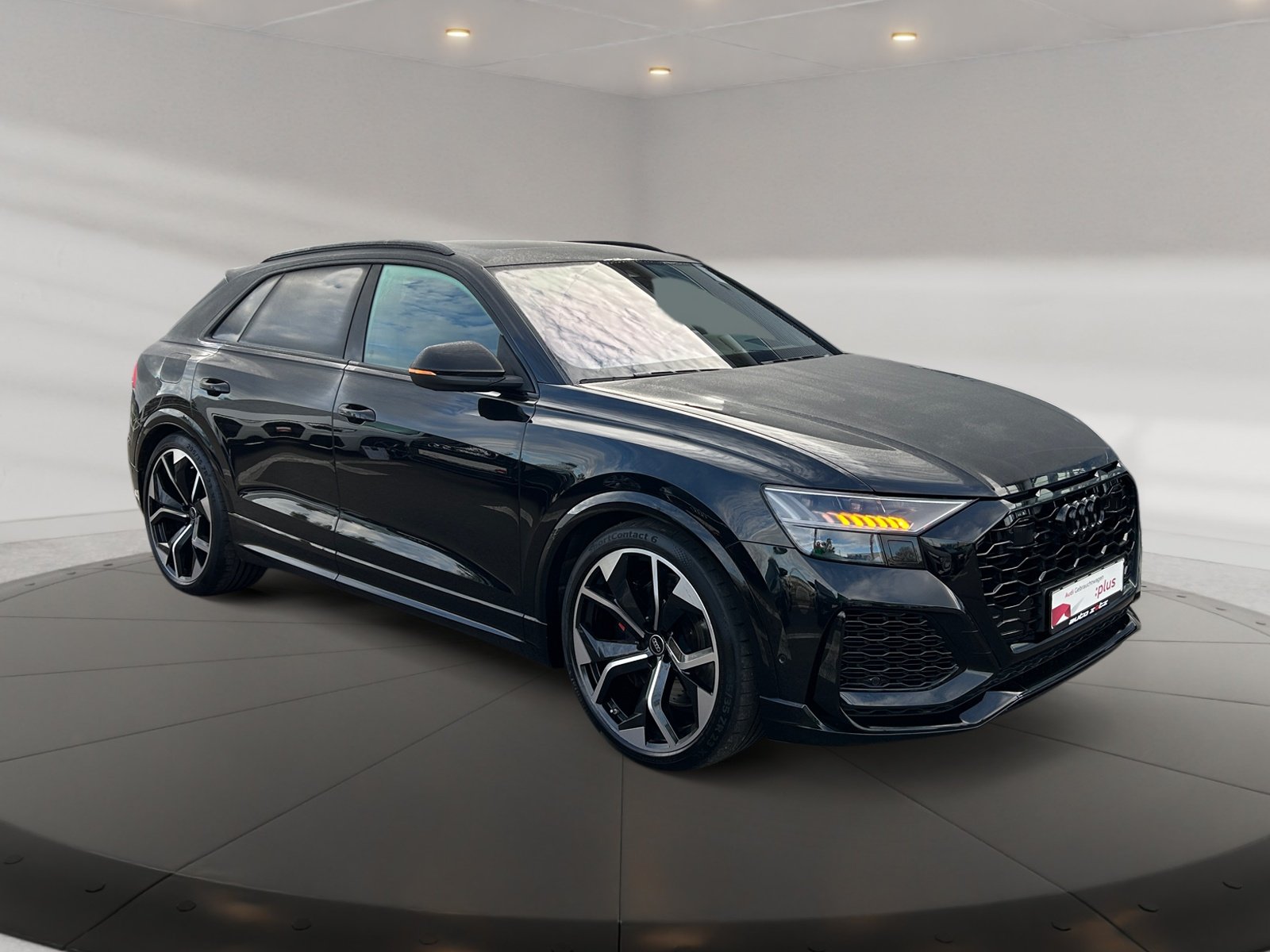 RSQ8 quattro tiptronic BO,matrix,360,HUD,Kam.