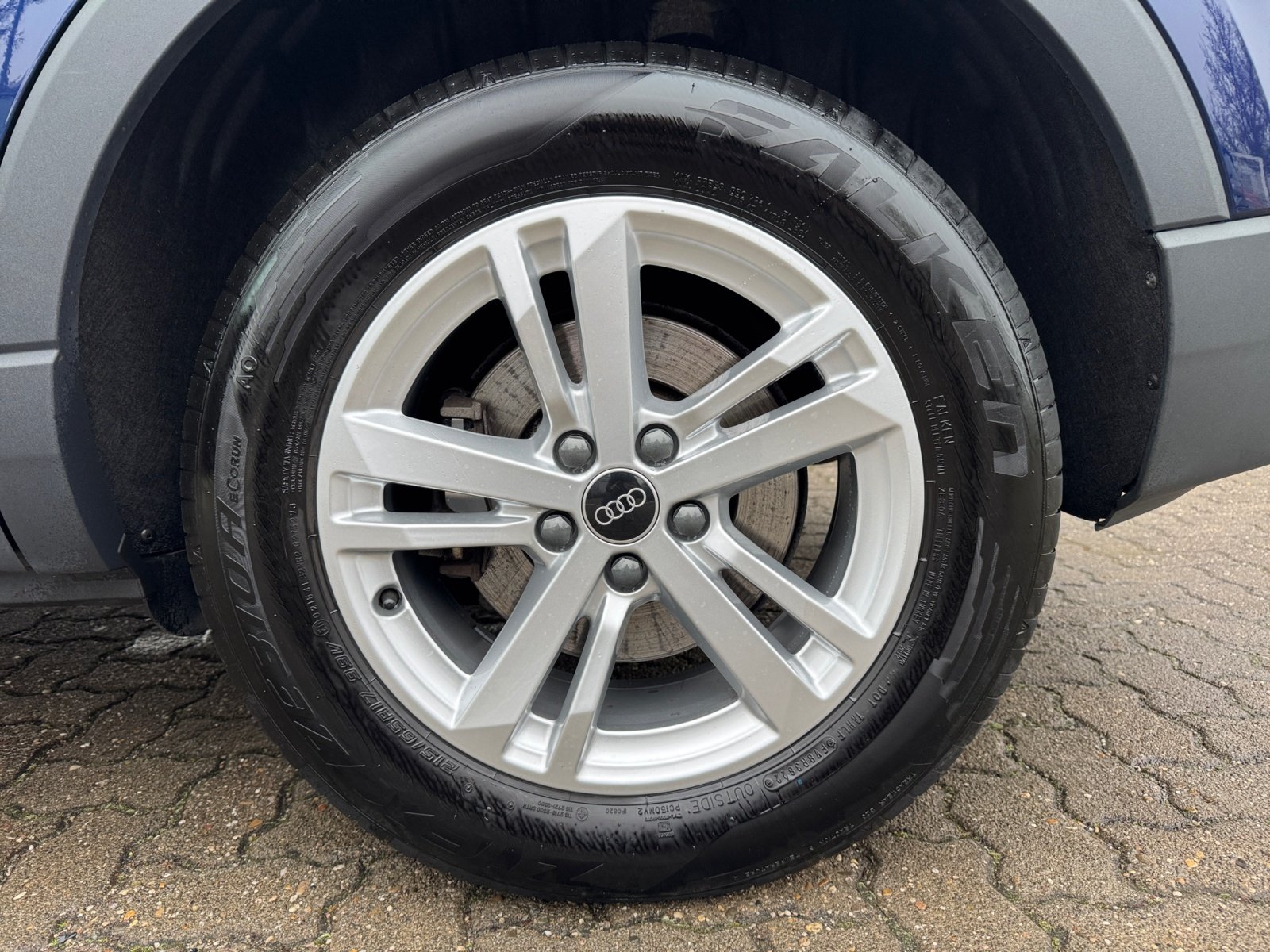 Q3 TFSIe 180(245)  S tronic 45 TFSI e 180(245)  S tronic