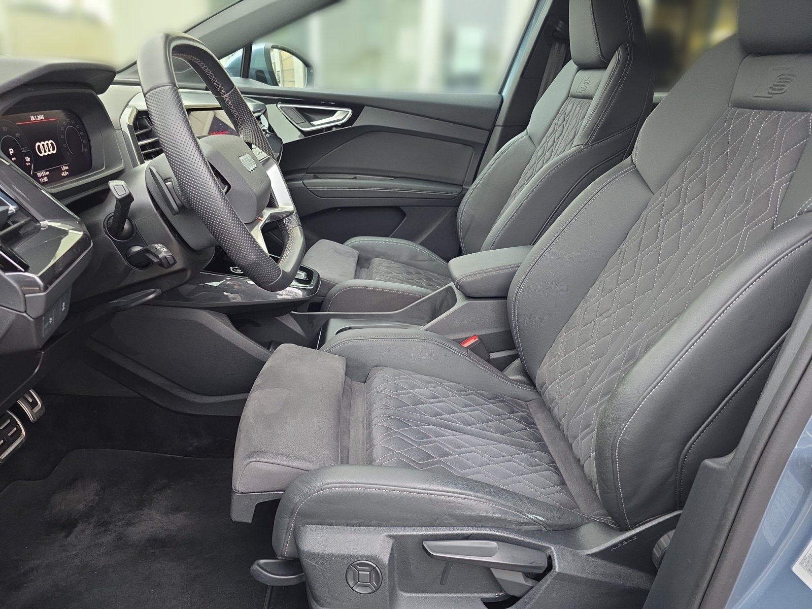 Q4 e-tron 40 S Line,Kam.,Standhz,Virtual,ACC,LED