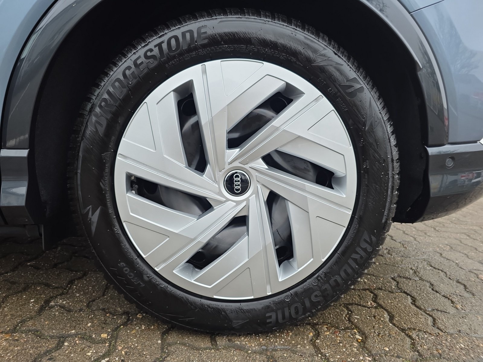 Q4 e-tron 40 S Line,Kam.,Standhz,Virtual,ACC,LED