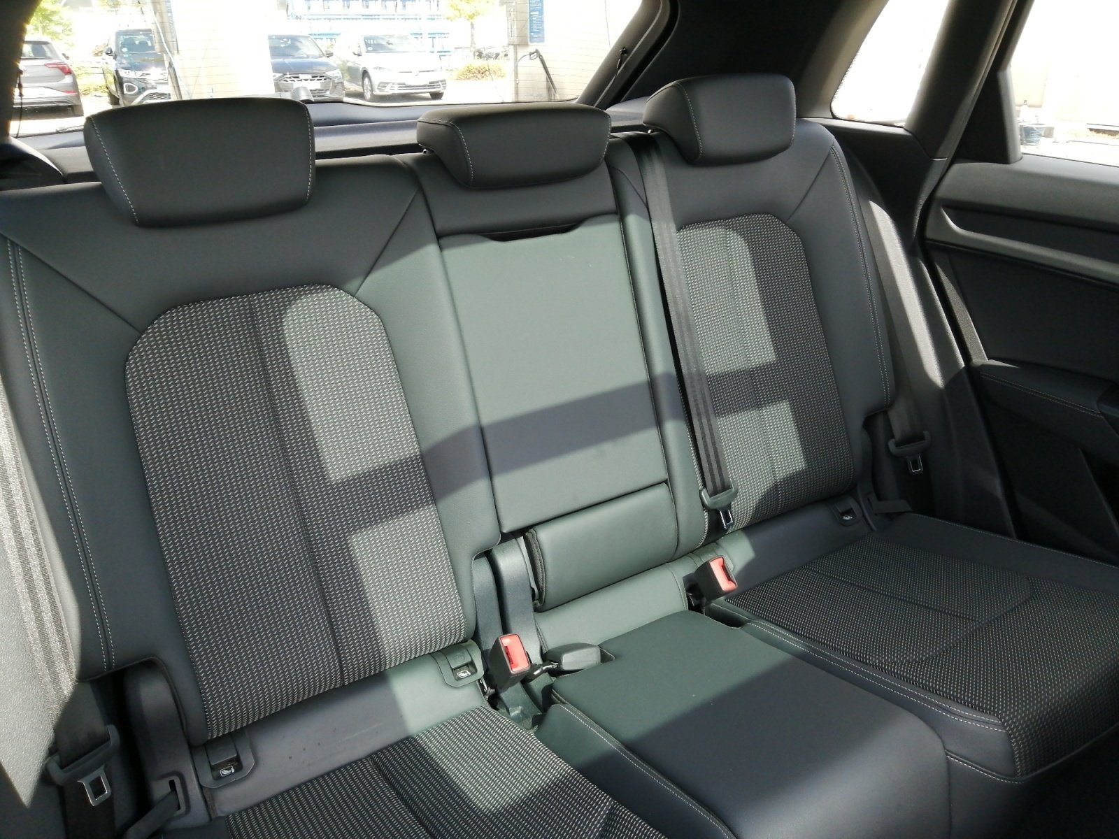 Q3 SUV S line 40 TFSI quattro S tronic S Line,LM