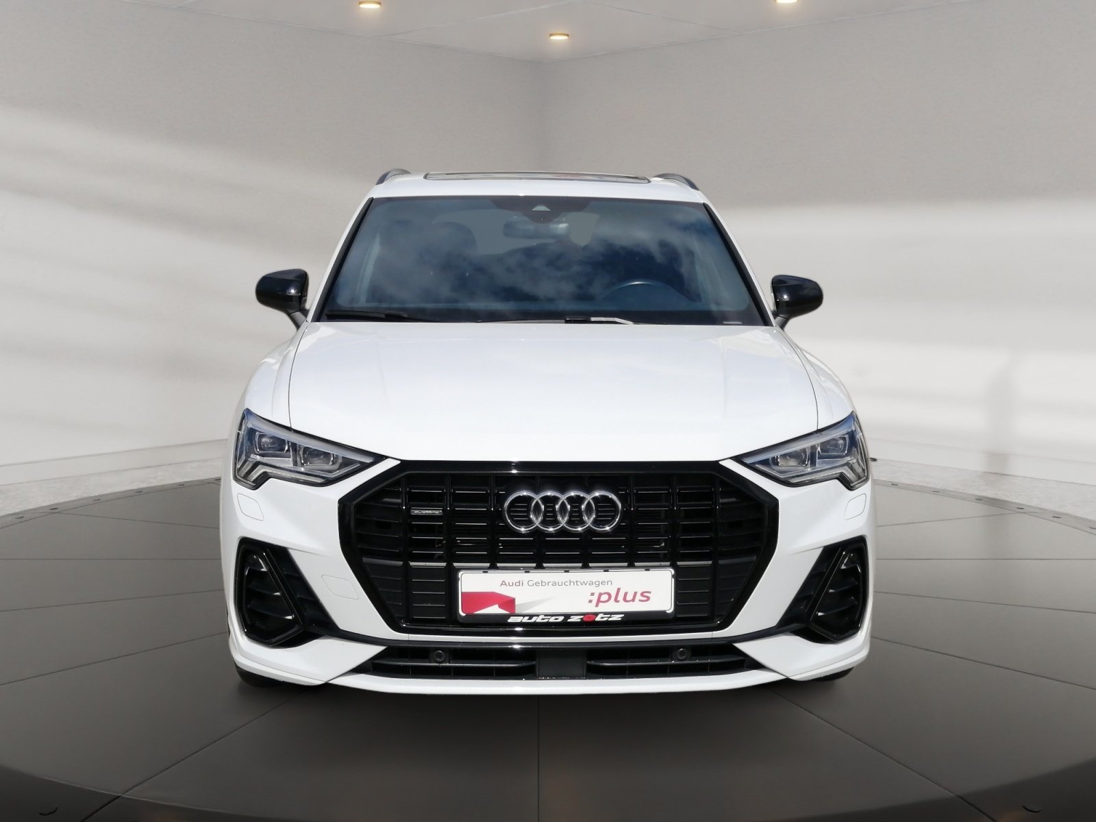 Q3 SUV S line 40 TFSI quattro S tronic S Line,LM