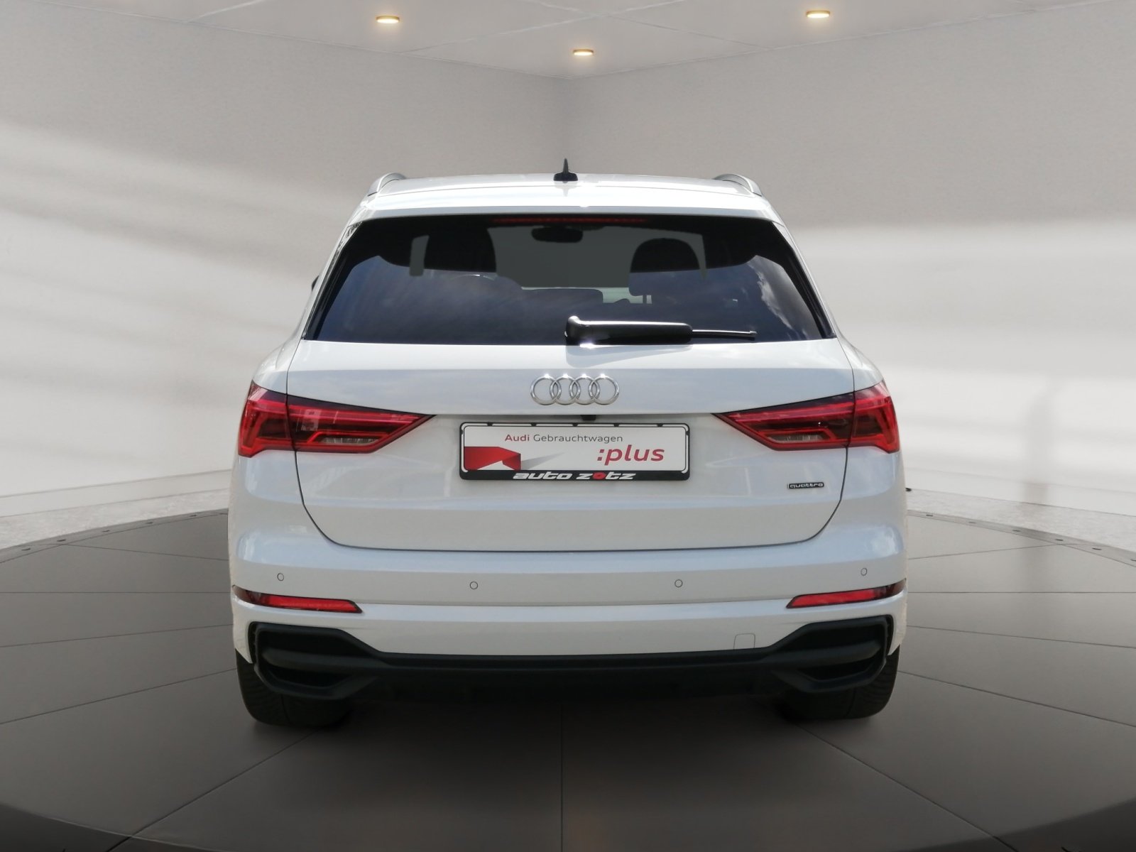 Q3 SUV S line 40 TFSI quattro S tronic S Line,LM