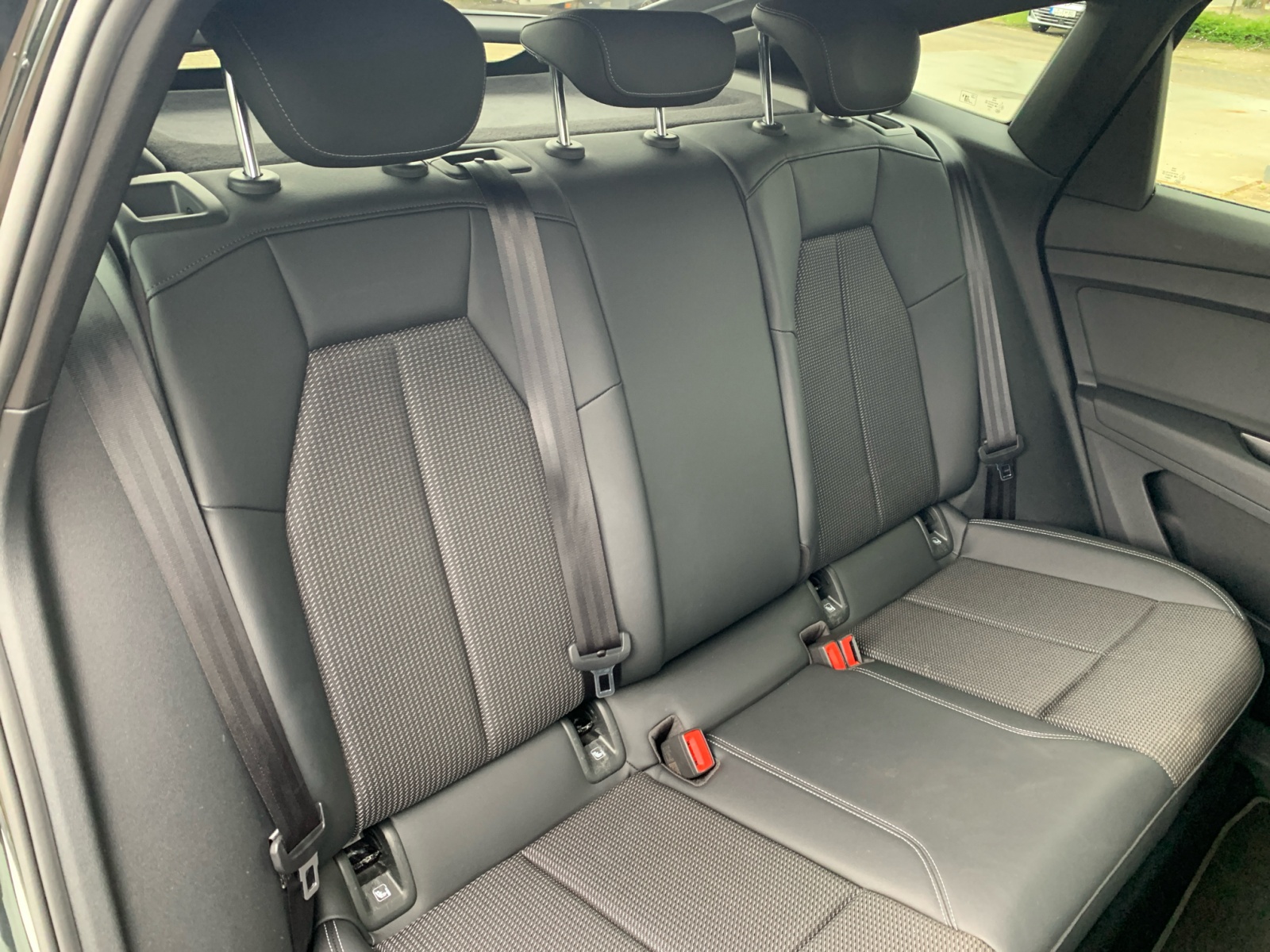 Q4 Sportback e-tron 50 quattro ,S Line,PDC,Kam.