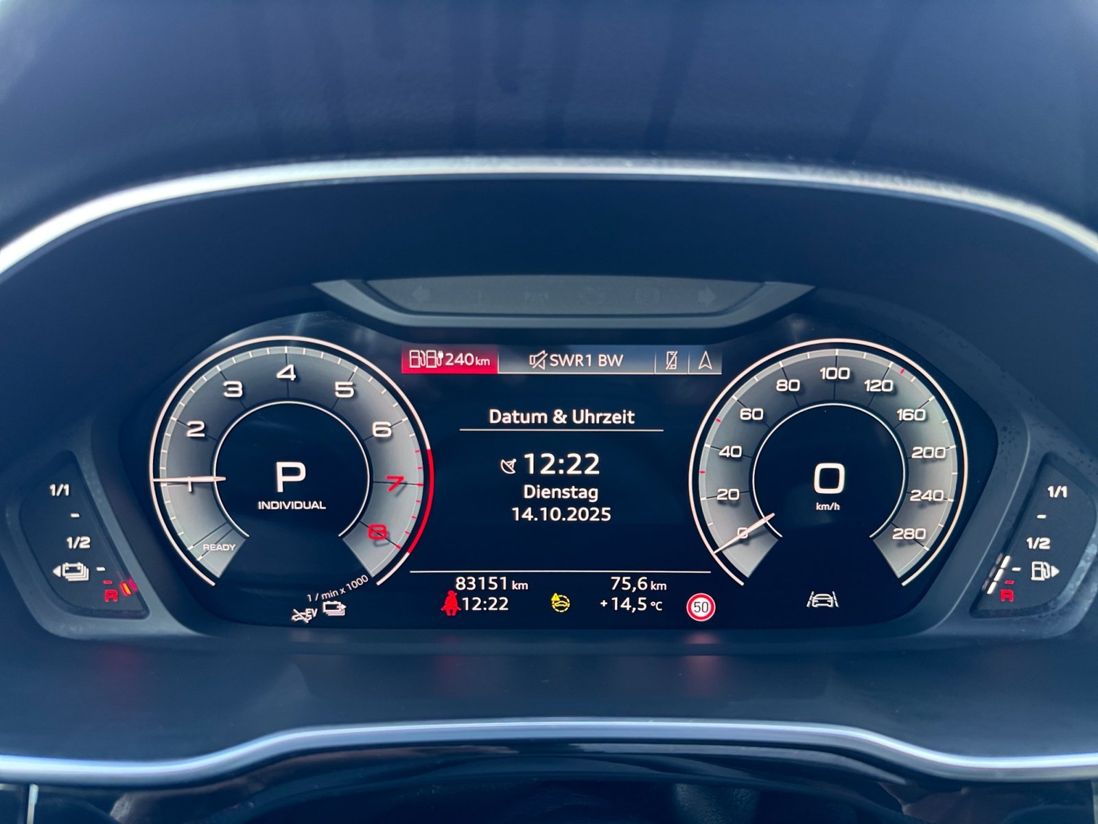 Q3 Sportback S line 45 TFSIe S tronic S Line,LED