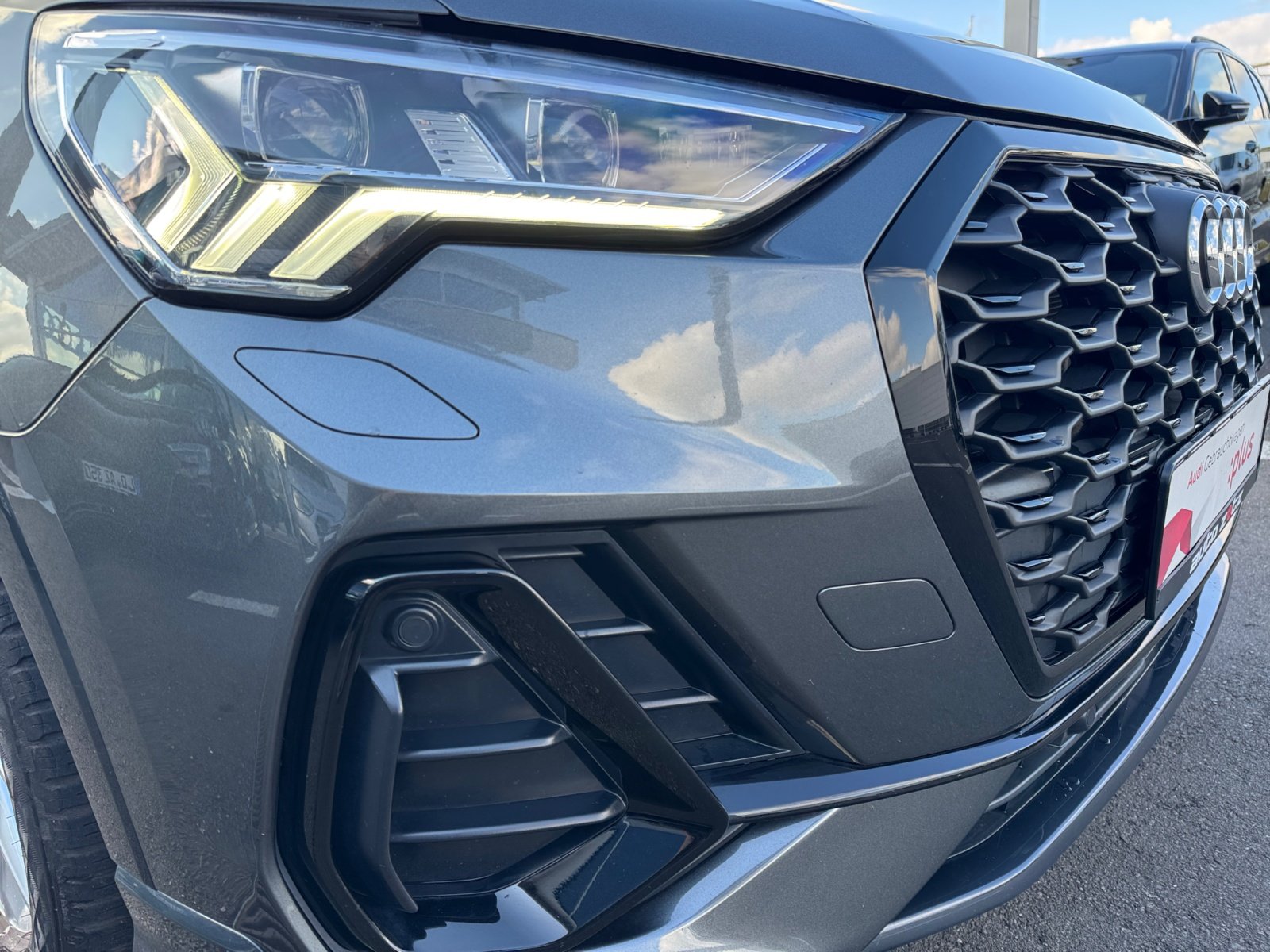 Q3 Sportback S line 45 TFSIe S tronic S Line,LED