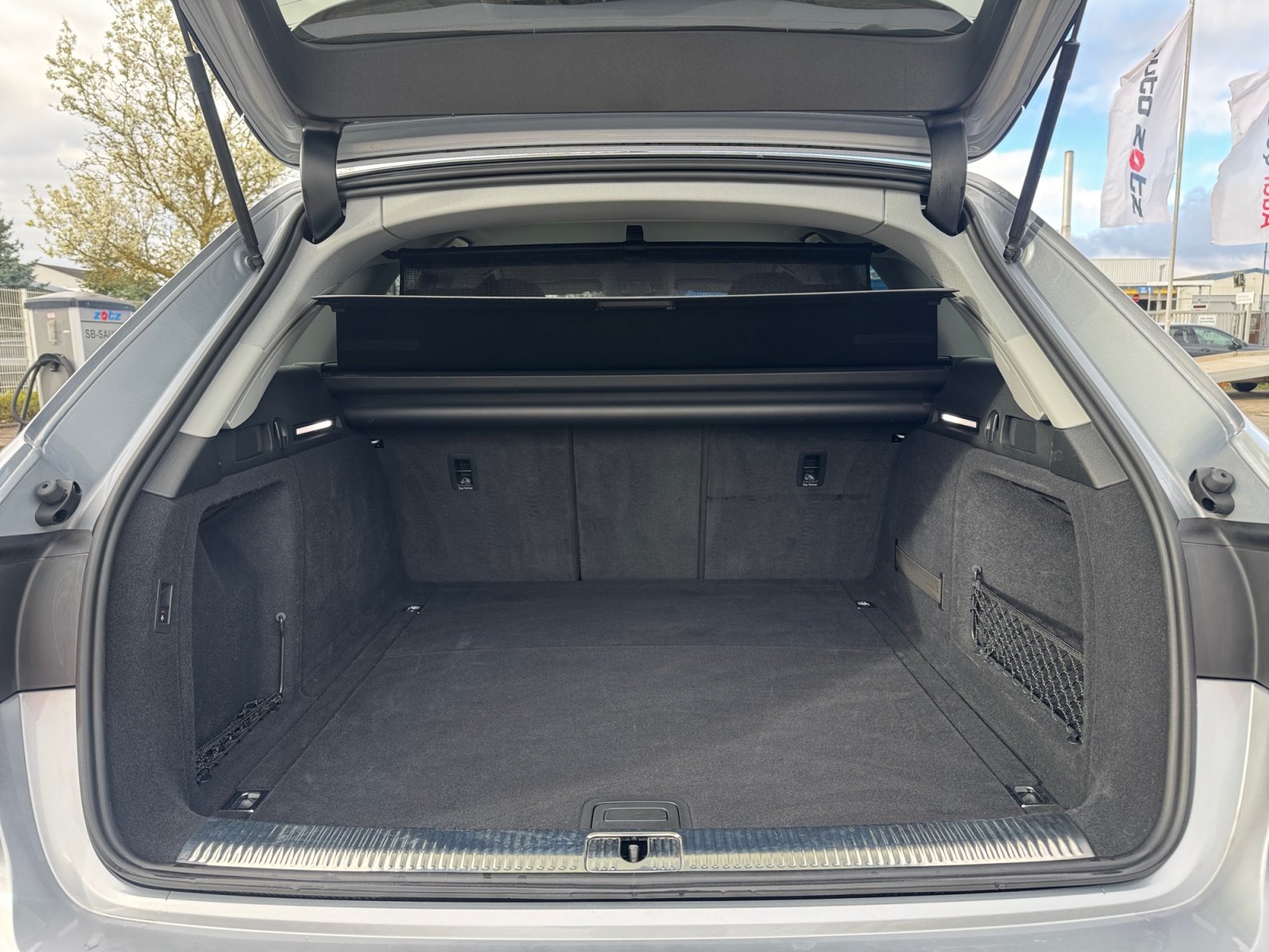 A4 Avant advanced 40TDI quattro S tronic Kam.,LM