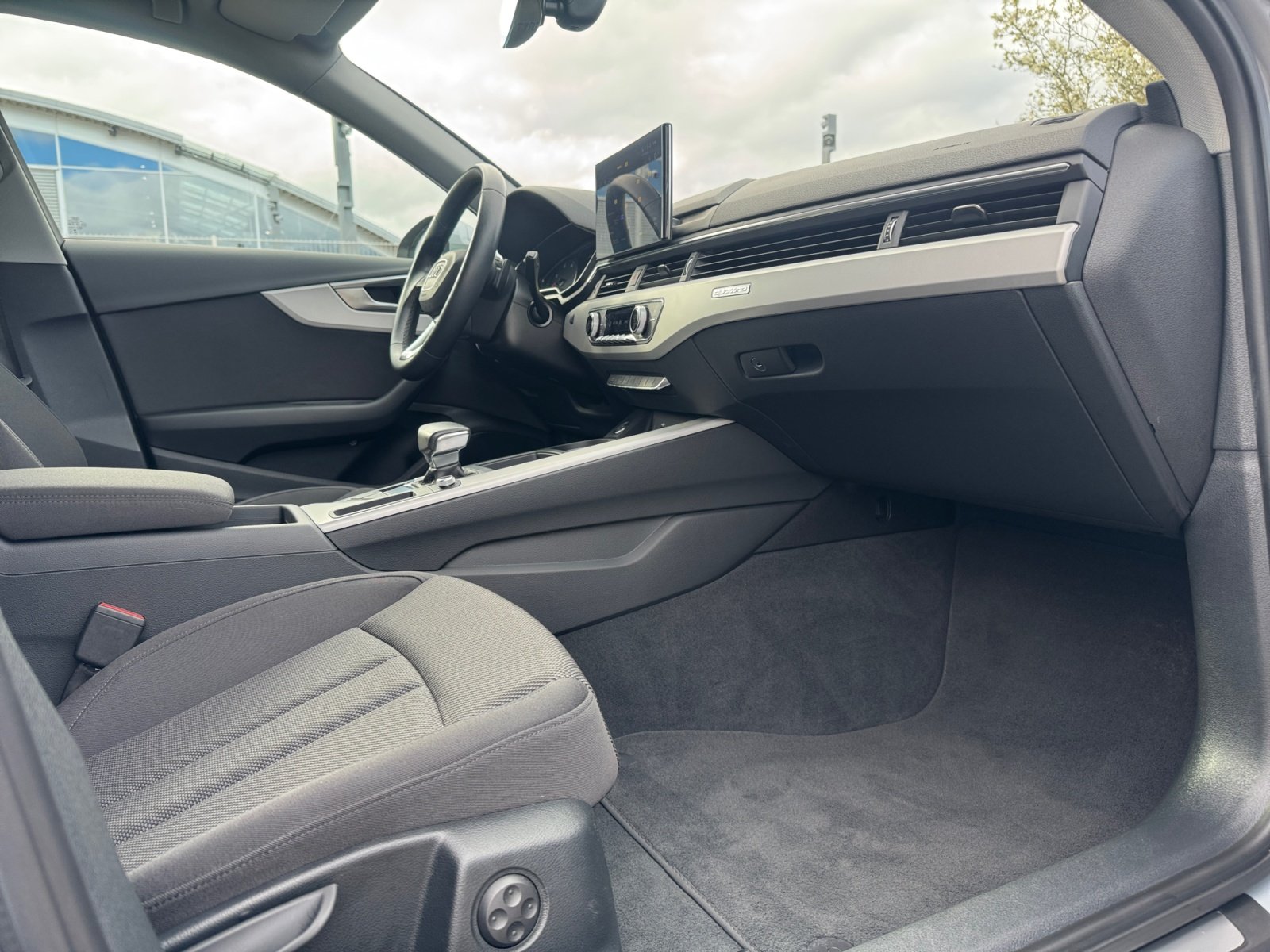 A4 Avant advanced 40TDI quattro S tronic Kam.,LM
