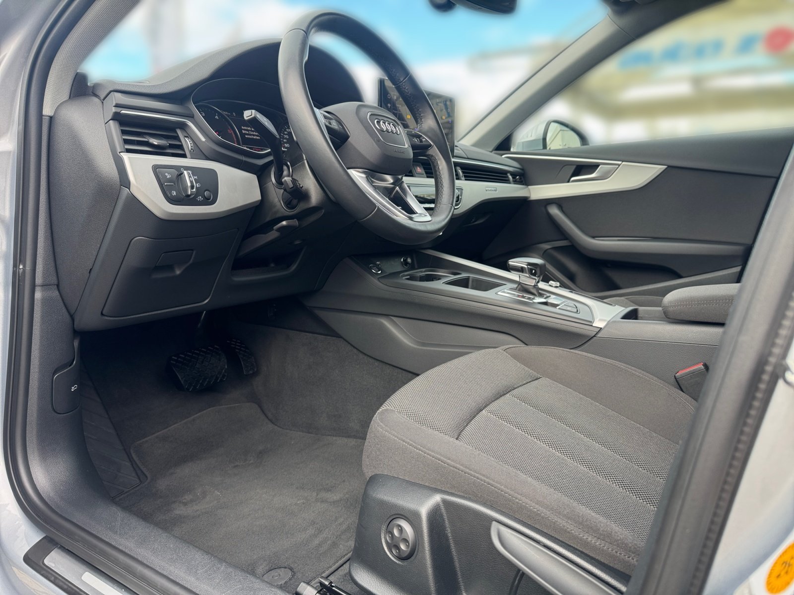 A4 Avant advanced 40TDI quattro S tronic Kam.,LM