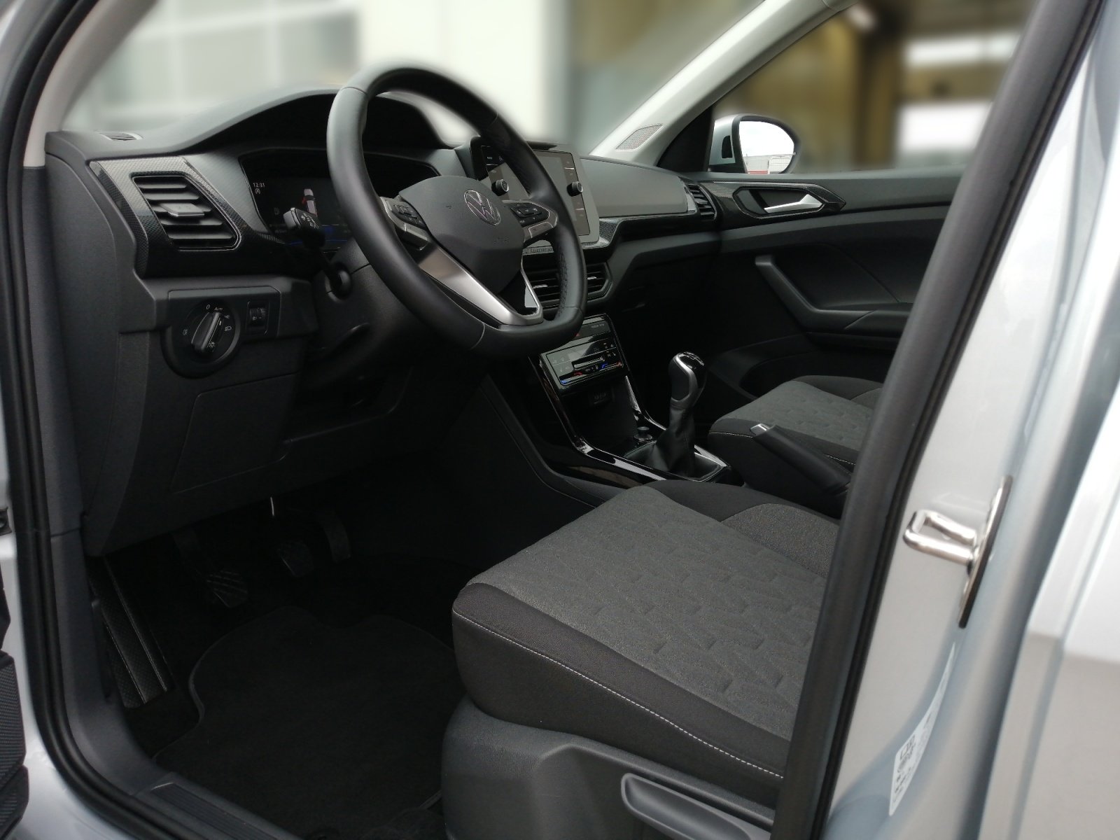 T-Cross 1.0TSI LIFE PDC,Virtual,ACC,LED,2xKlima