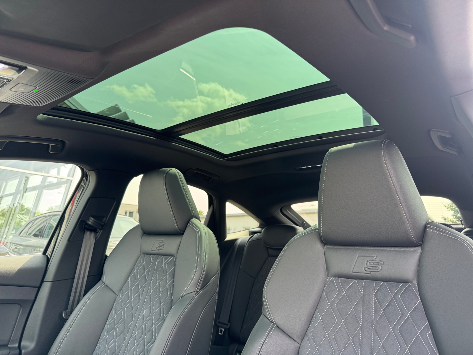 Q4 Sportback e-tron 50 quattro ,S Line,PANO,PDC