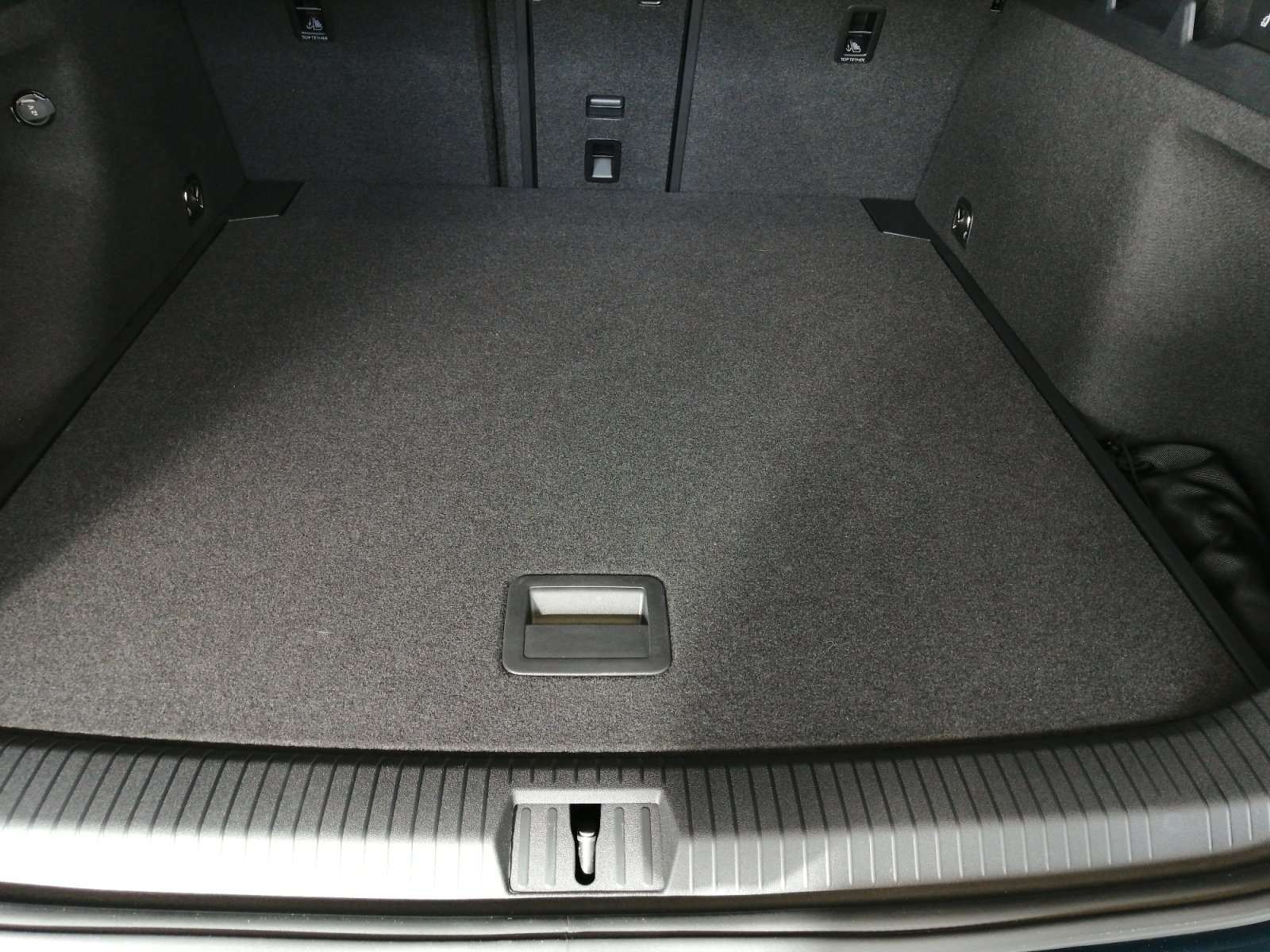 ID.7 GTX Tourer 4MOTION 86 kWh 1-Gang-Automatik