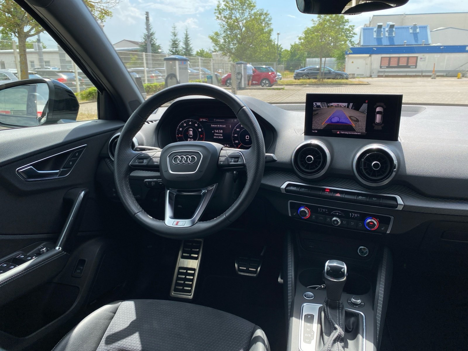 Q2 S line 35 TFSI S tronic S Line,matrix,Kam.,LM