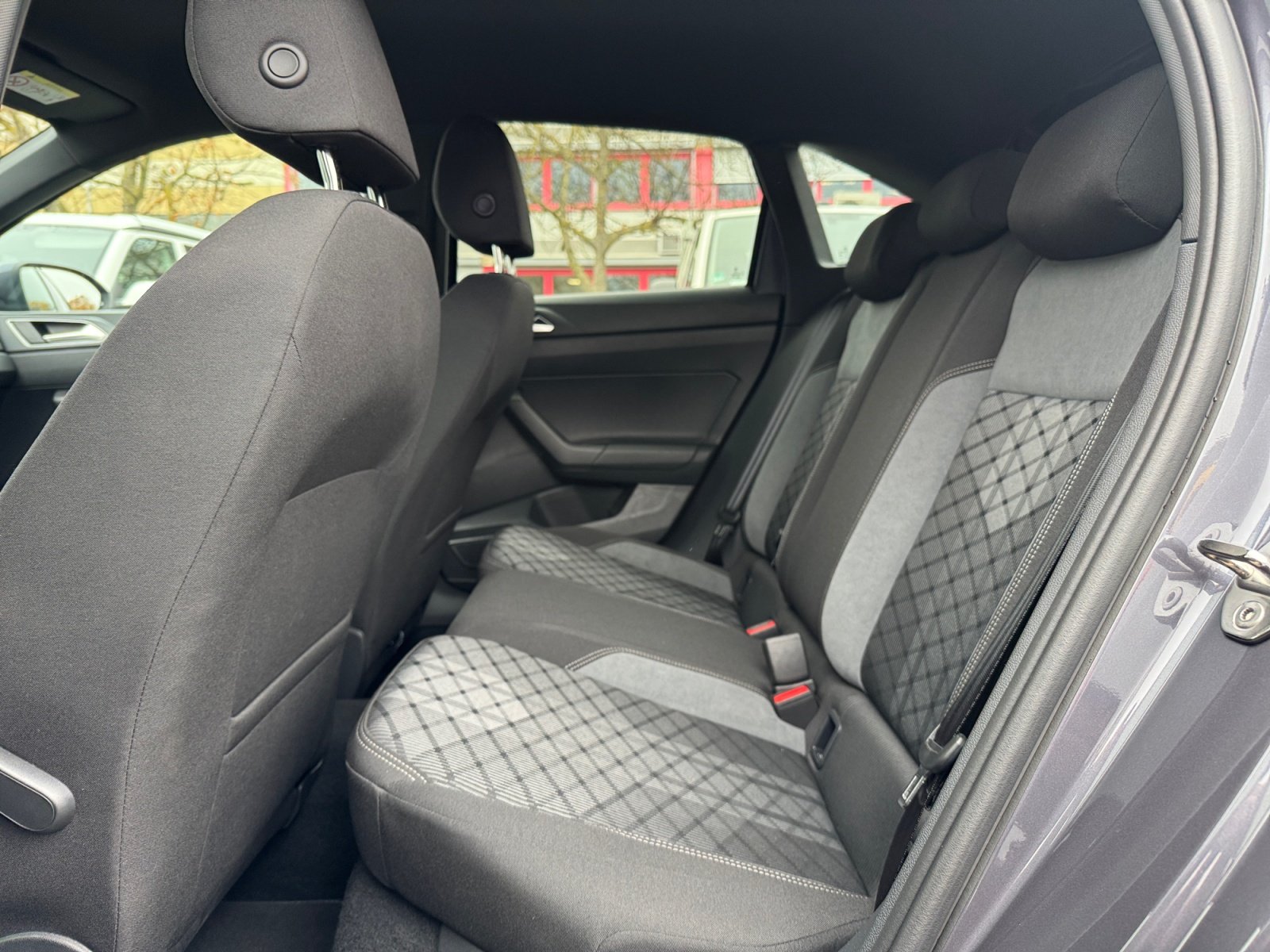 Taigo 1.0 TSI R-Line Kam.,PDC,Virtual,ACC,AHK,LM