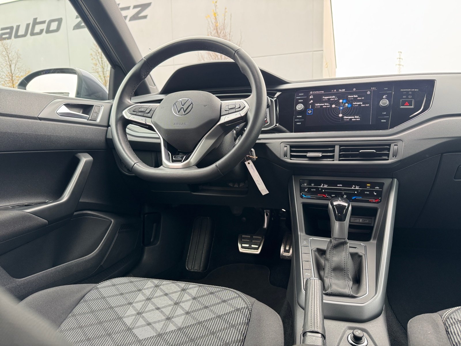 Taigo 1.0 TSI R-Line Kam.,PDC,Virtual,ACC,AHK,LM