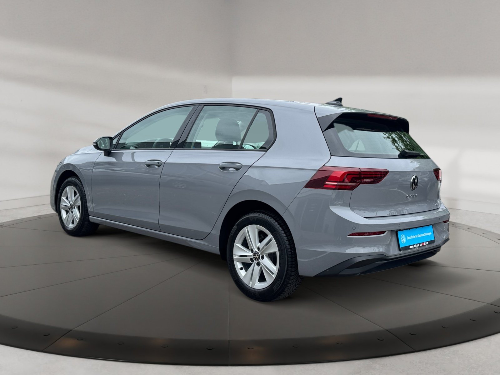 Golf VIII Life 1.5 l eTSI OPF  DSG Kam.,PDC,ACC