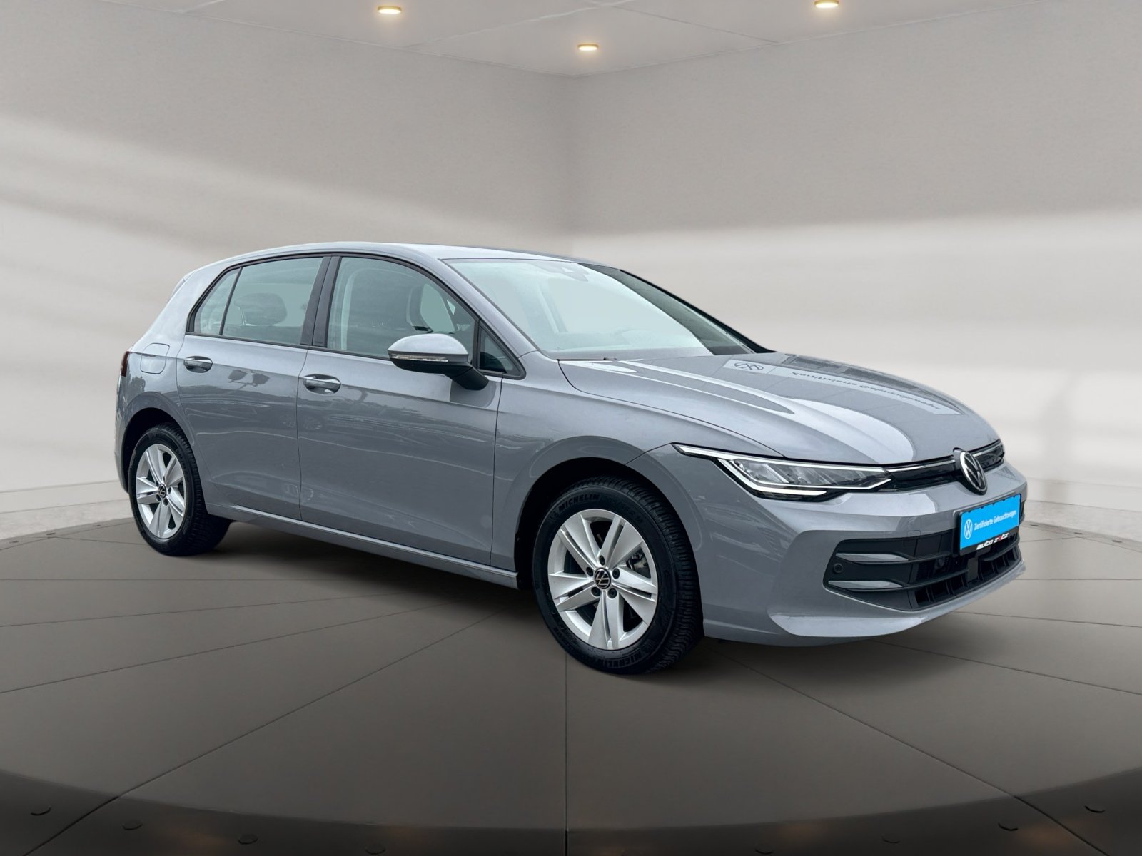 Golf VIII Life 1.5 l eTSI OPF  DSG Kam.,PDC,ACC