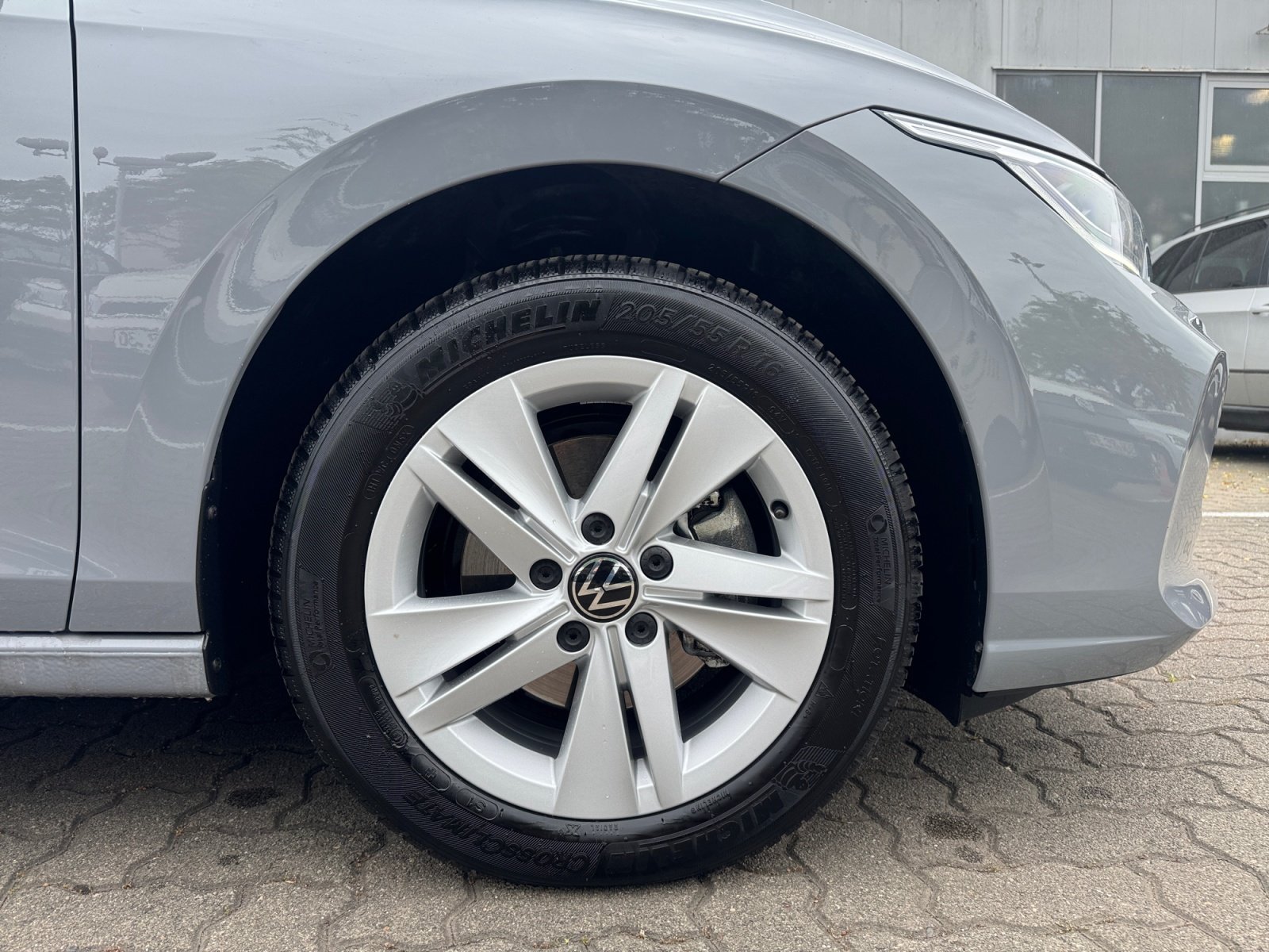 Golf VIII Life 1.5 l eTSI OPF  DSG Kam.,PDC,ACC