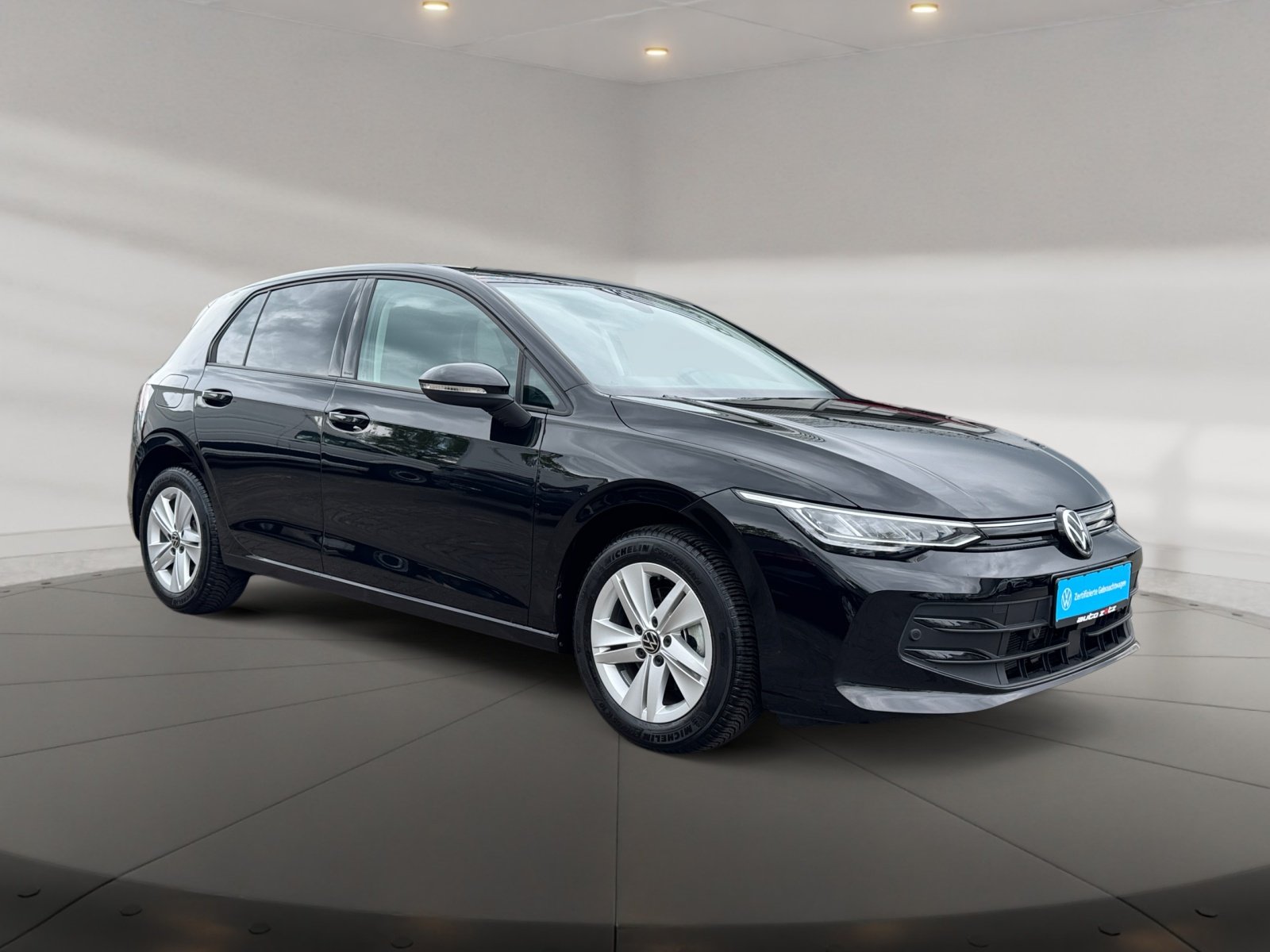 Golf VIII Life 1.5 l eTSI OPF  DSG Kam.,PDC,ACC