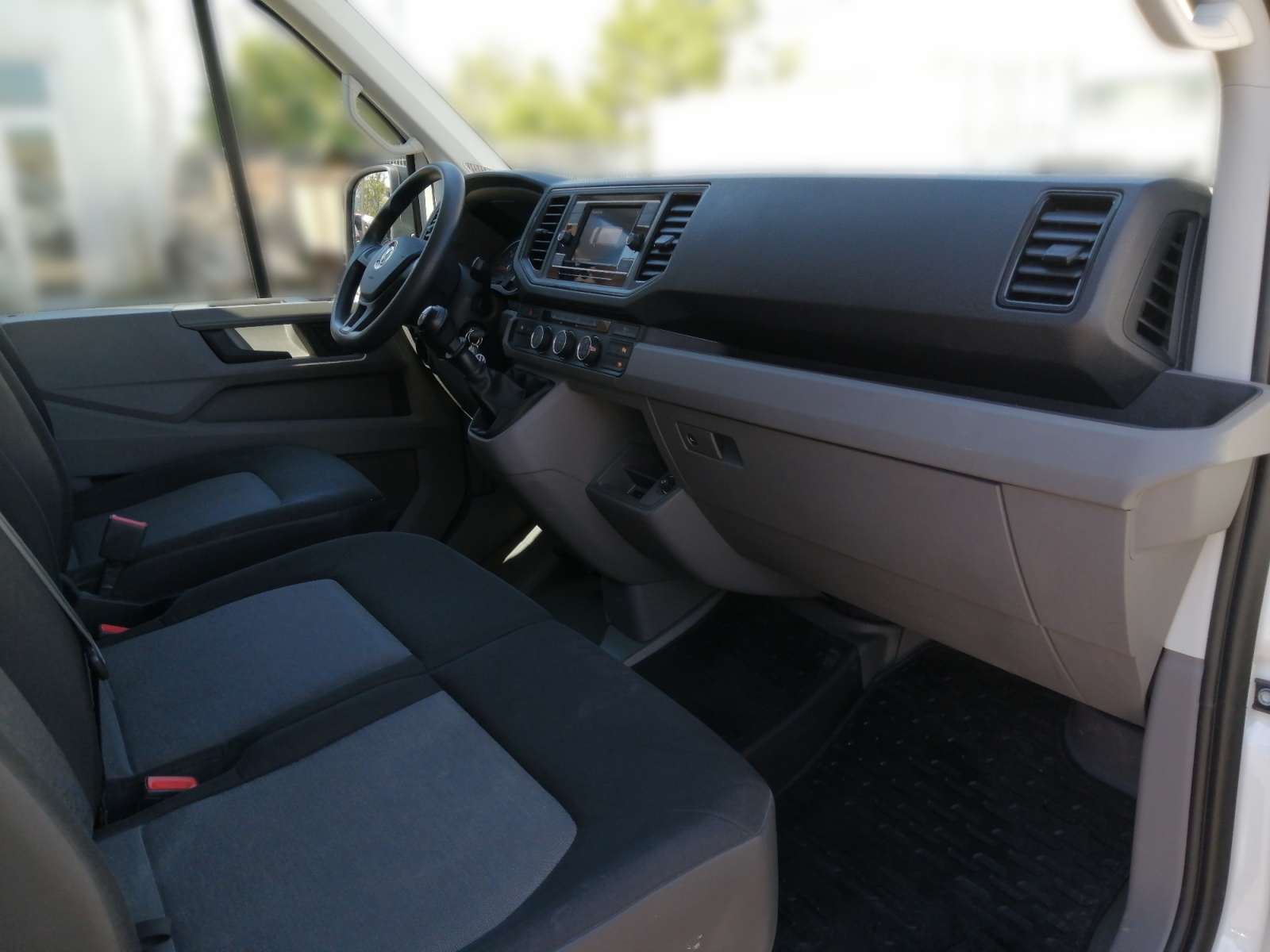 Crafter Kasten 30 MR 2.0 TDI EU6 SCR Frontantrieb  ECO-PROFI