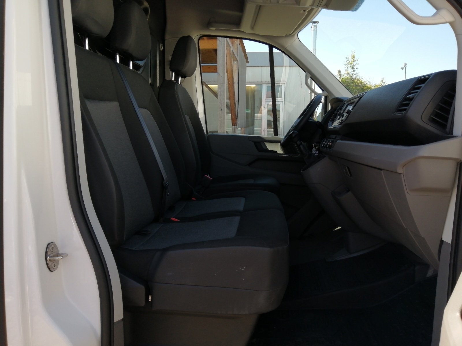 Crafter Kasten 30 MR 2.0 TDI EU6 SCR Frontantrieb  ECO-PROFI