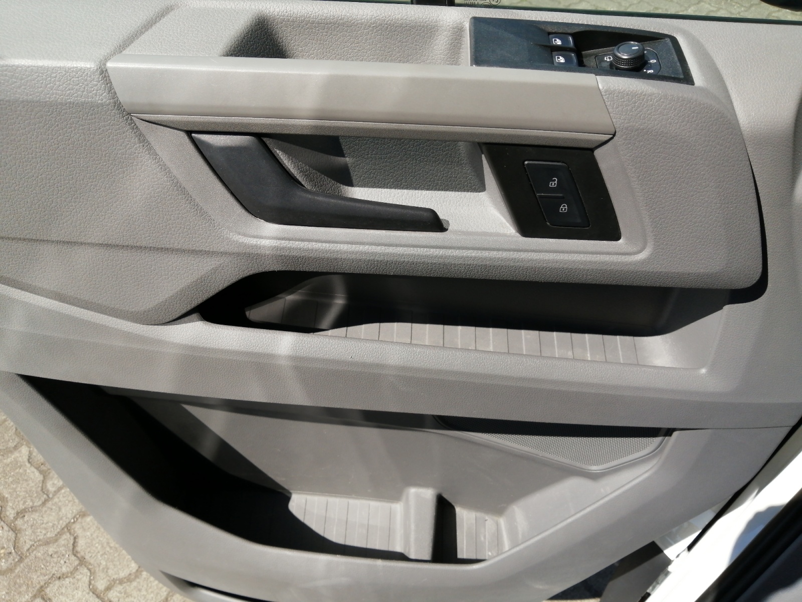 Crafter Kasten 30 MR 2.0 TDI EU6 SCR Frontantrieb  ECO-PROFI