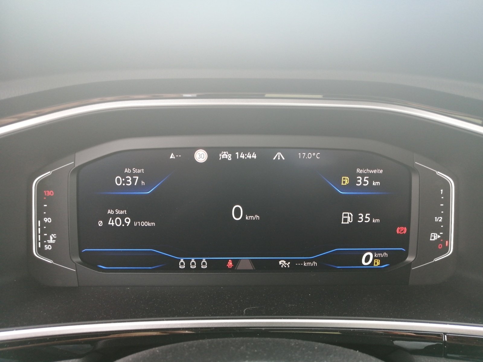 T-ROC R-Line 1.0 TSI LED-Plus Navi ACC SHZ,