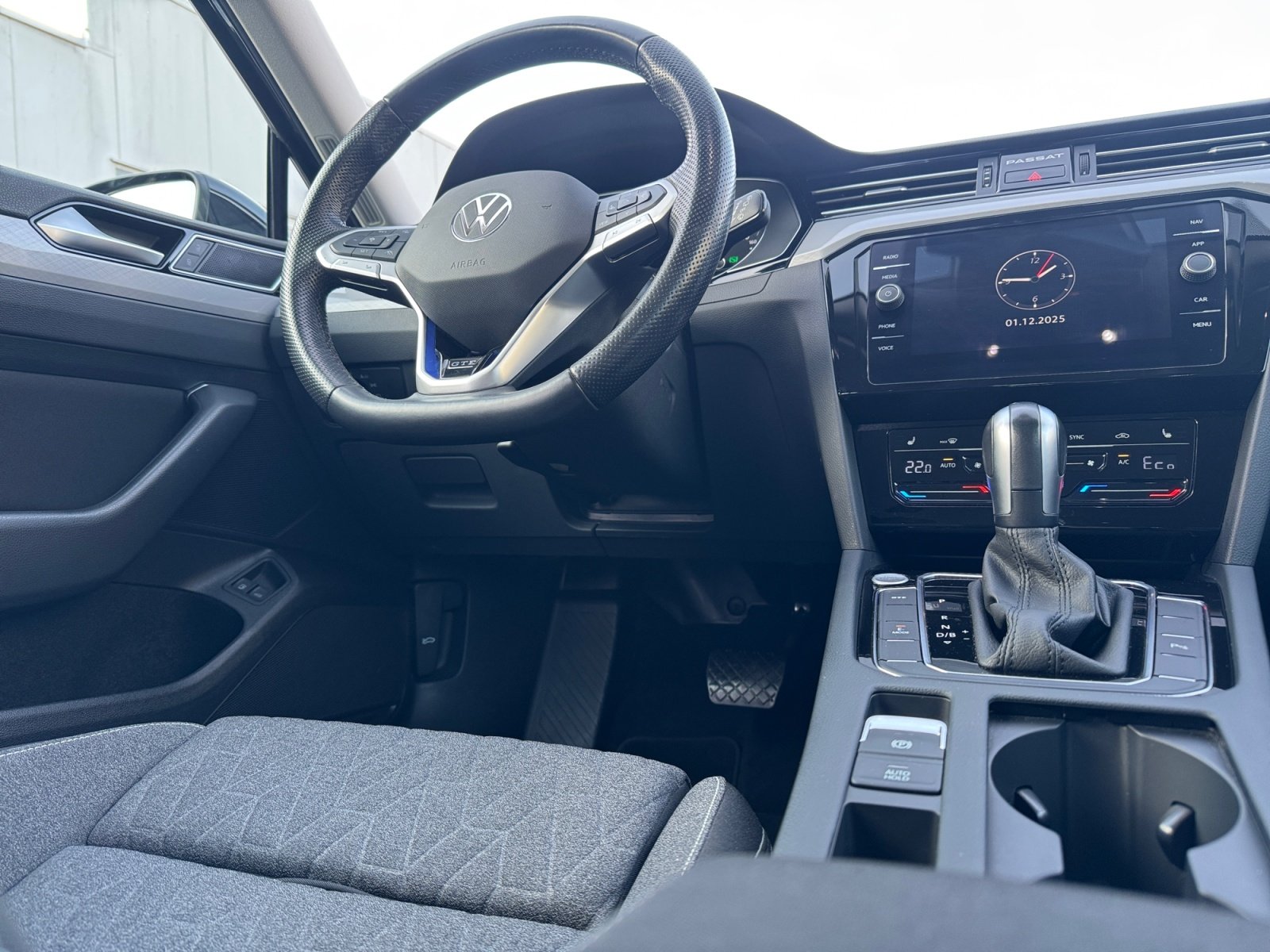 Passat Variant GTE Kam.,Massage,PDC,ACC,LED,Navi