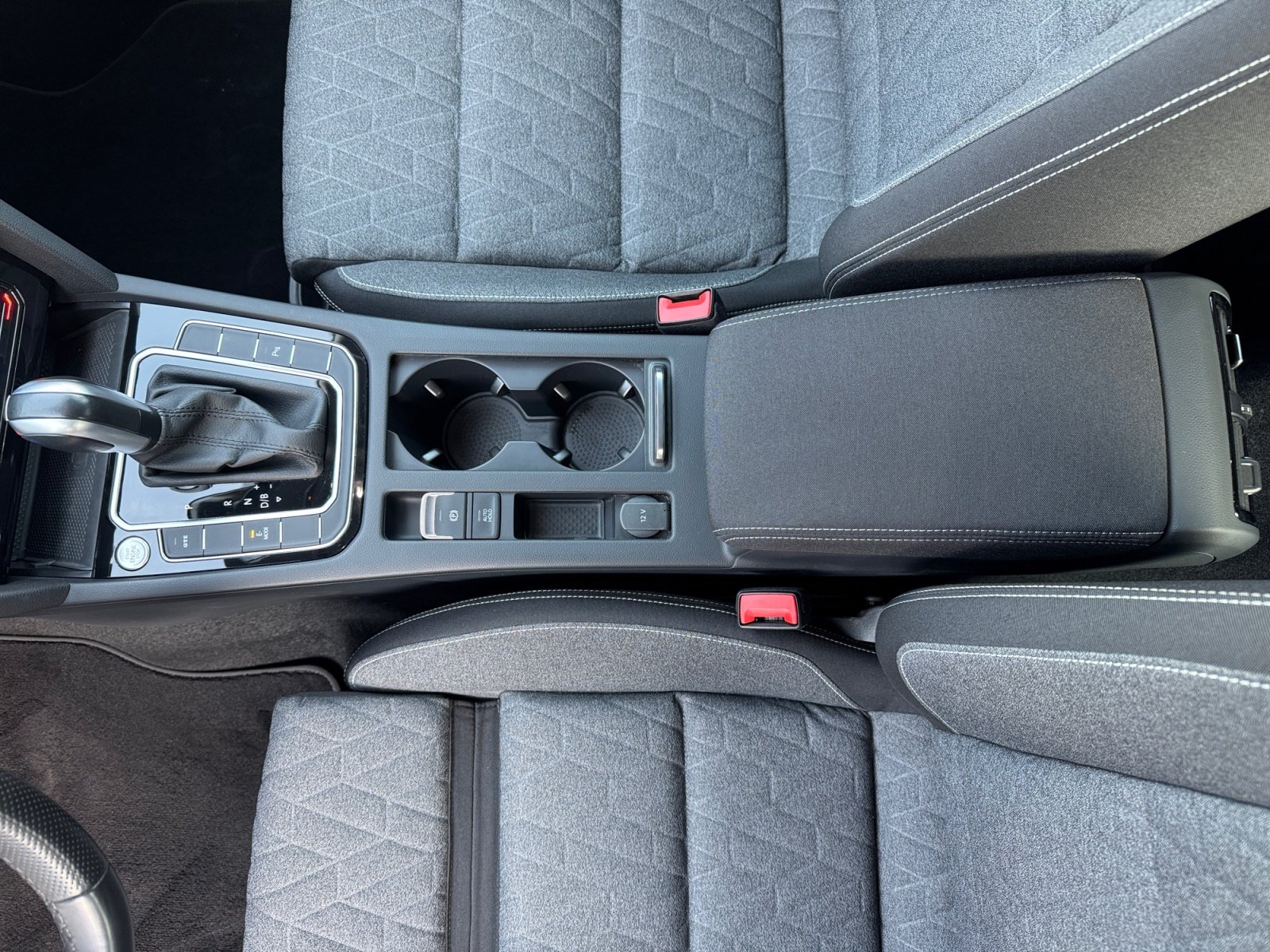 Passat Variant GTE Kam.,Massage,PDC,ACC,LED,Navi